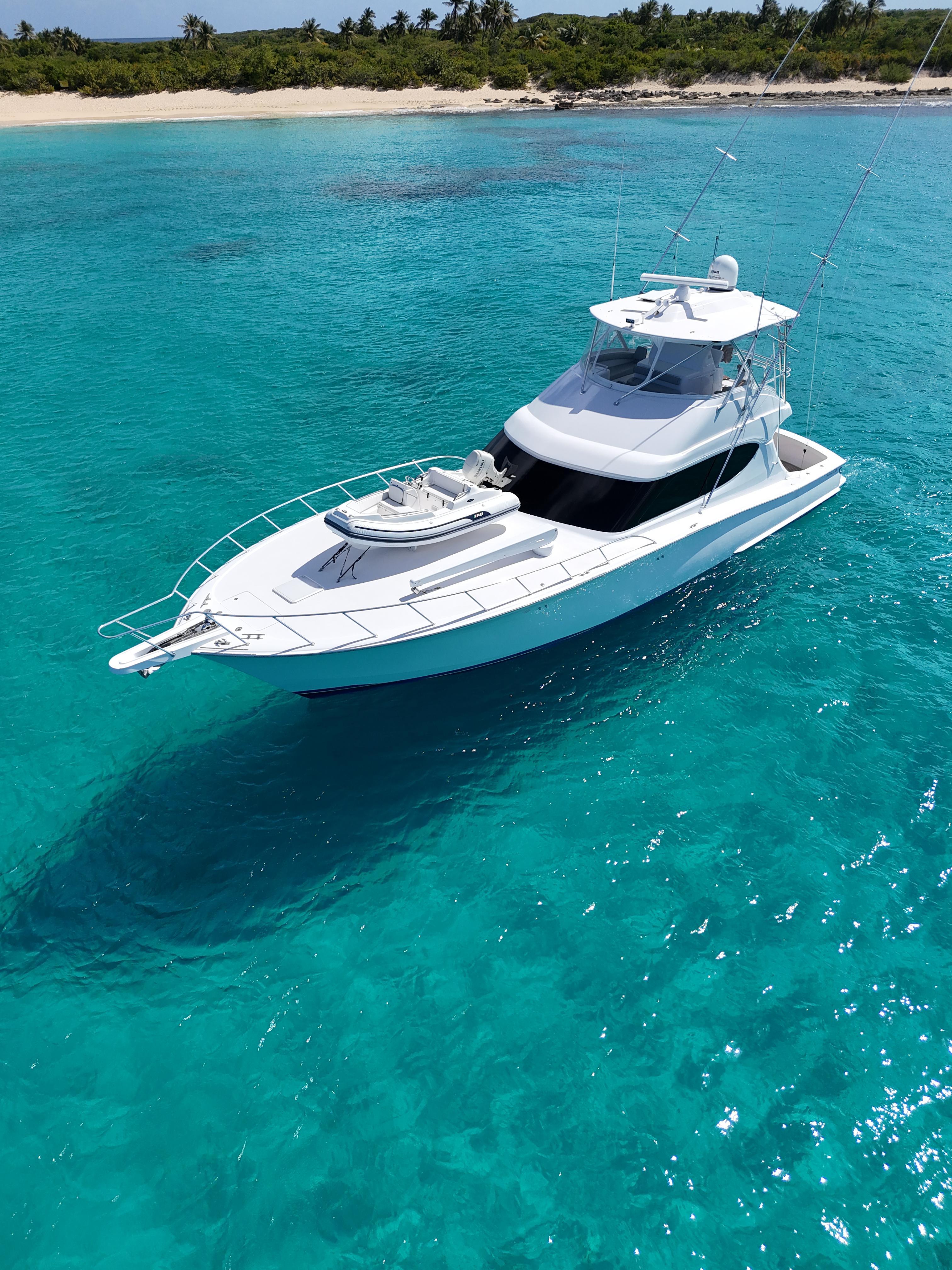 2011 Hatteras 60 Convertible
