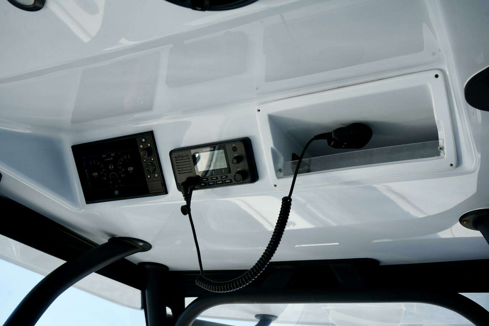 2023 Yellowfin 32 Offshore - Image 21