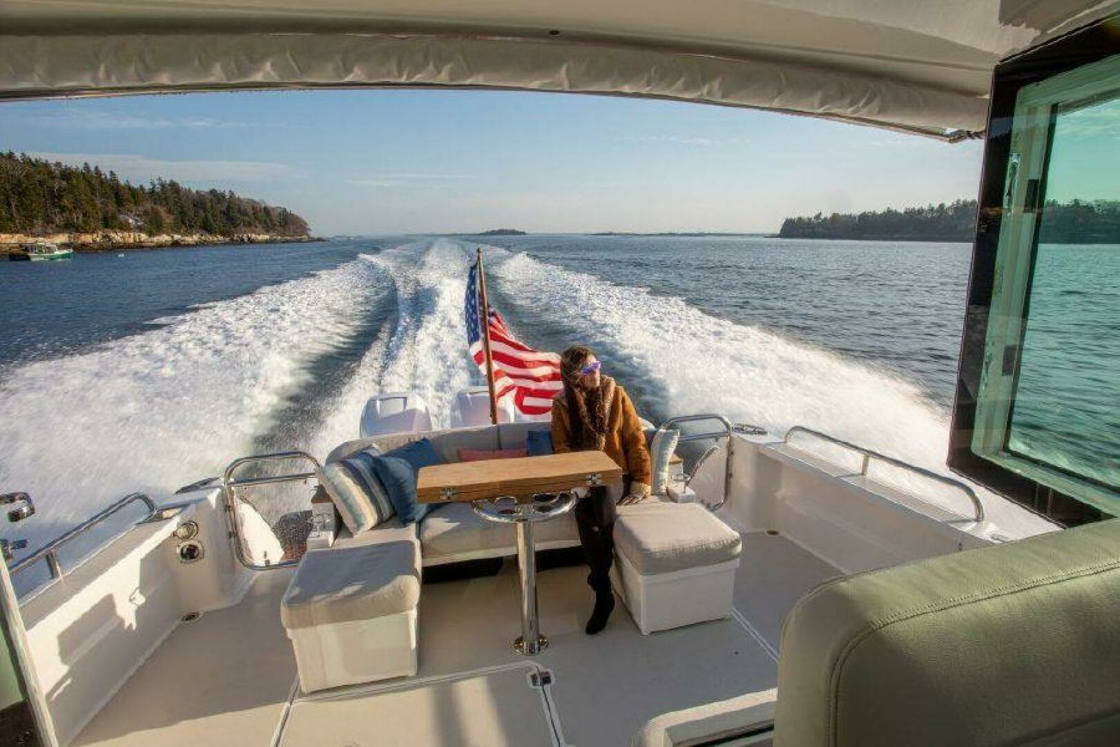 2027 Back Cove 39O - Image 4