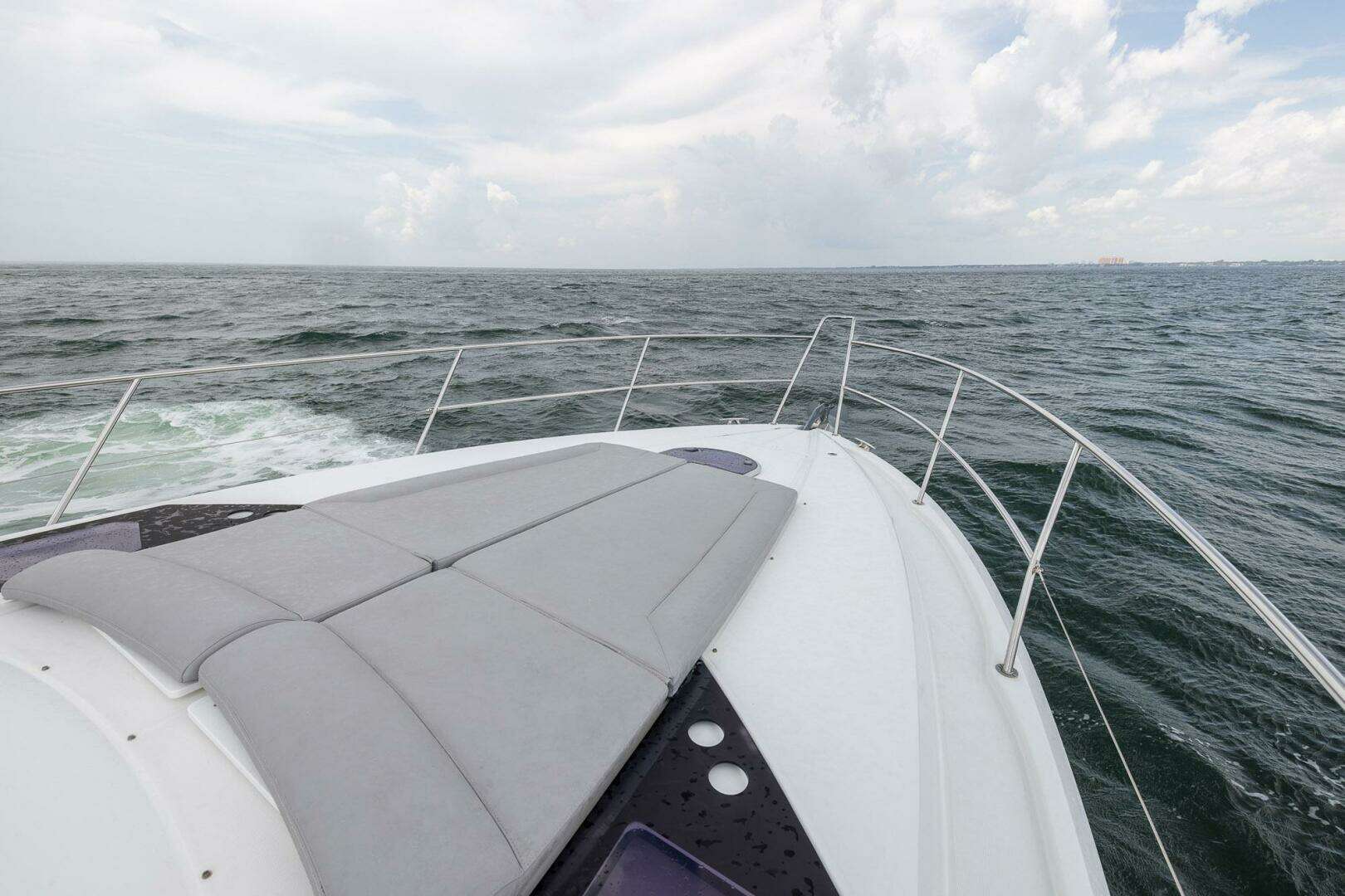 2014 Beneteau Gran Turismo 44 - Image 16