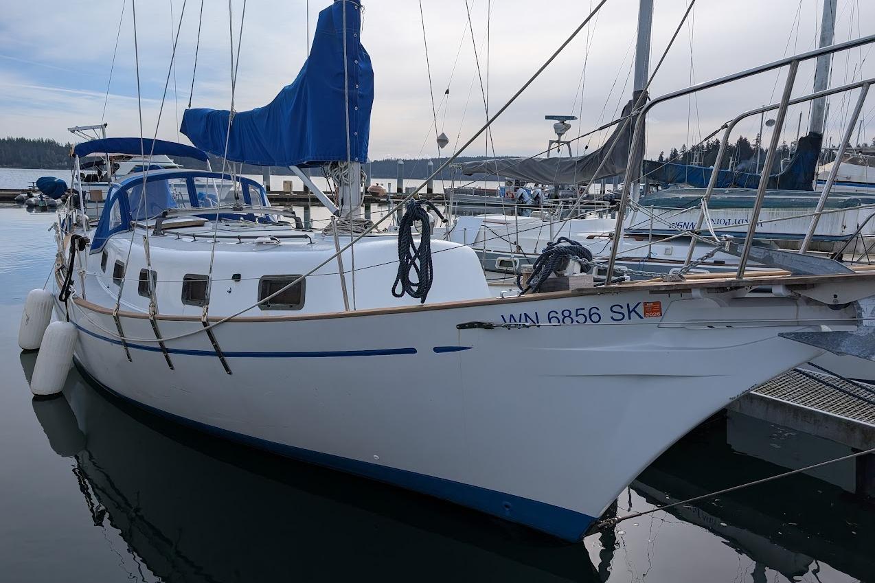 1980 Island Trader 37