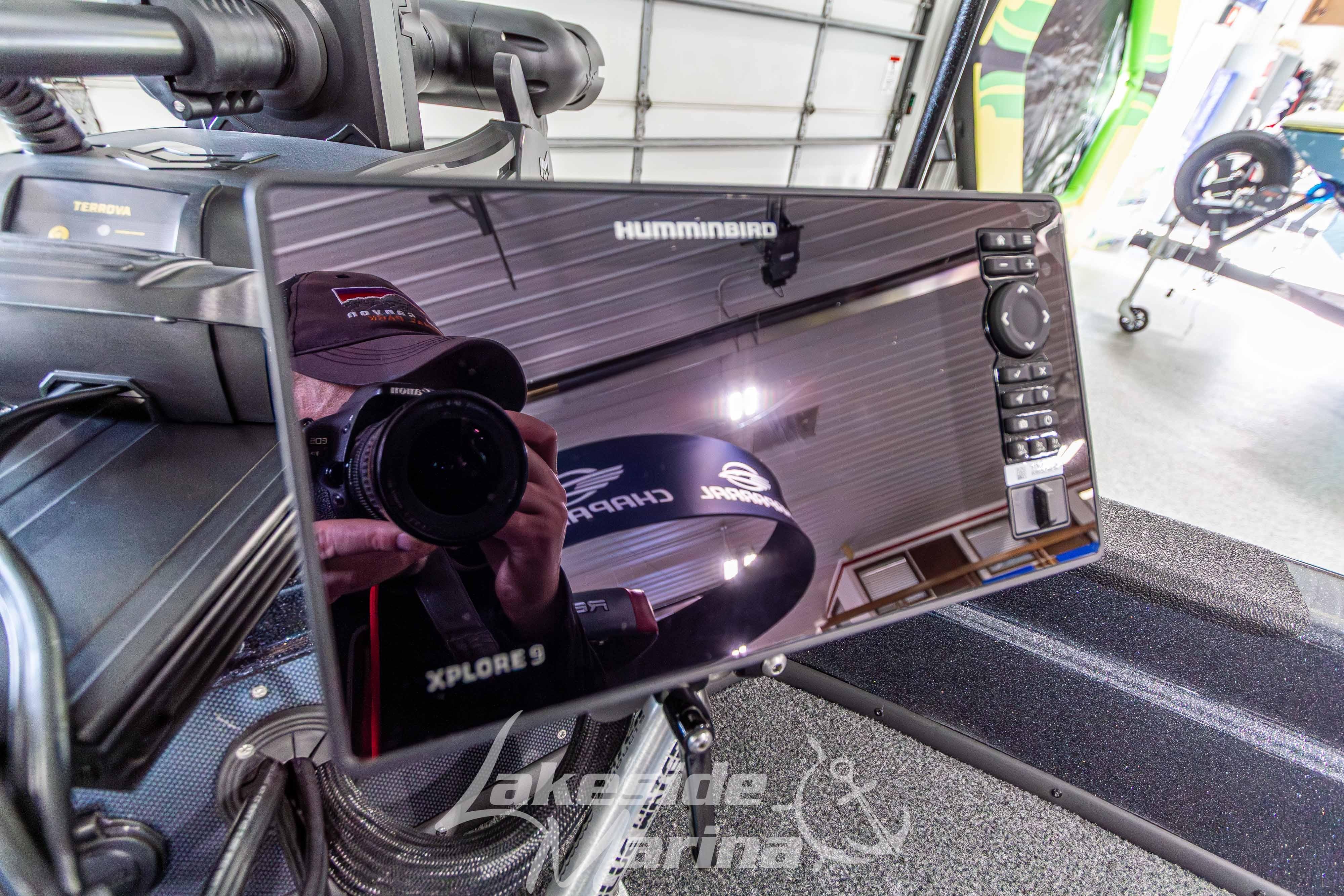2026 Recon 895 SC boat with Humminbird Xplore 9 display at Lakeside Marina.