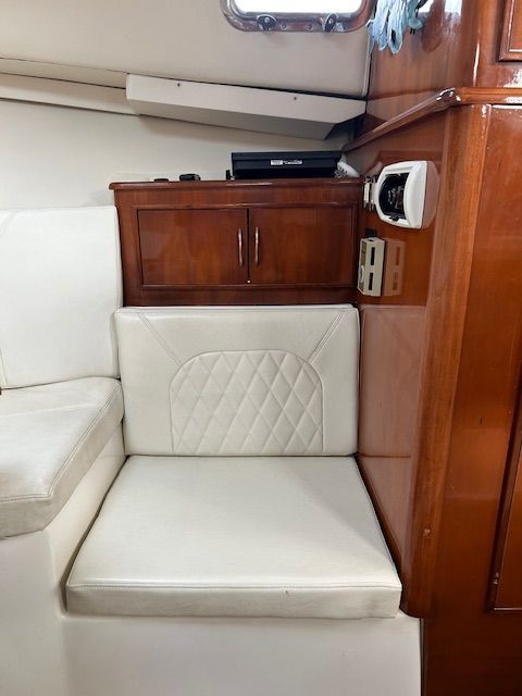 1988 Luhrs Alura - 16