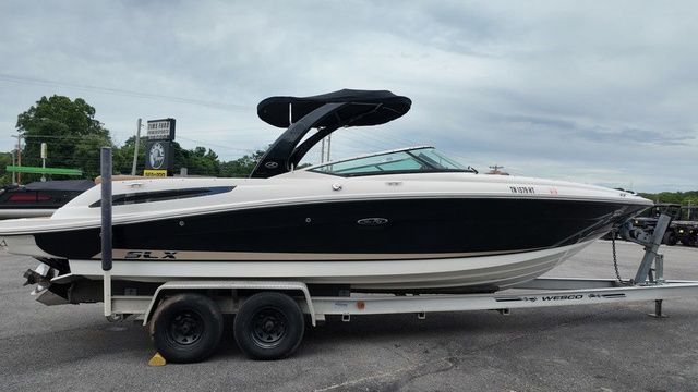 2015 Sea Ray SLX 250 - 6