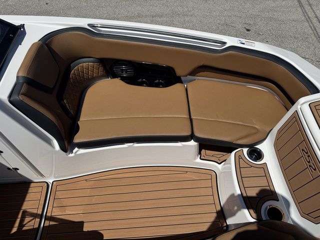 2026 Yamaha Boats 252SD - 15