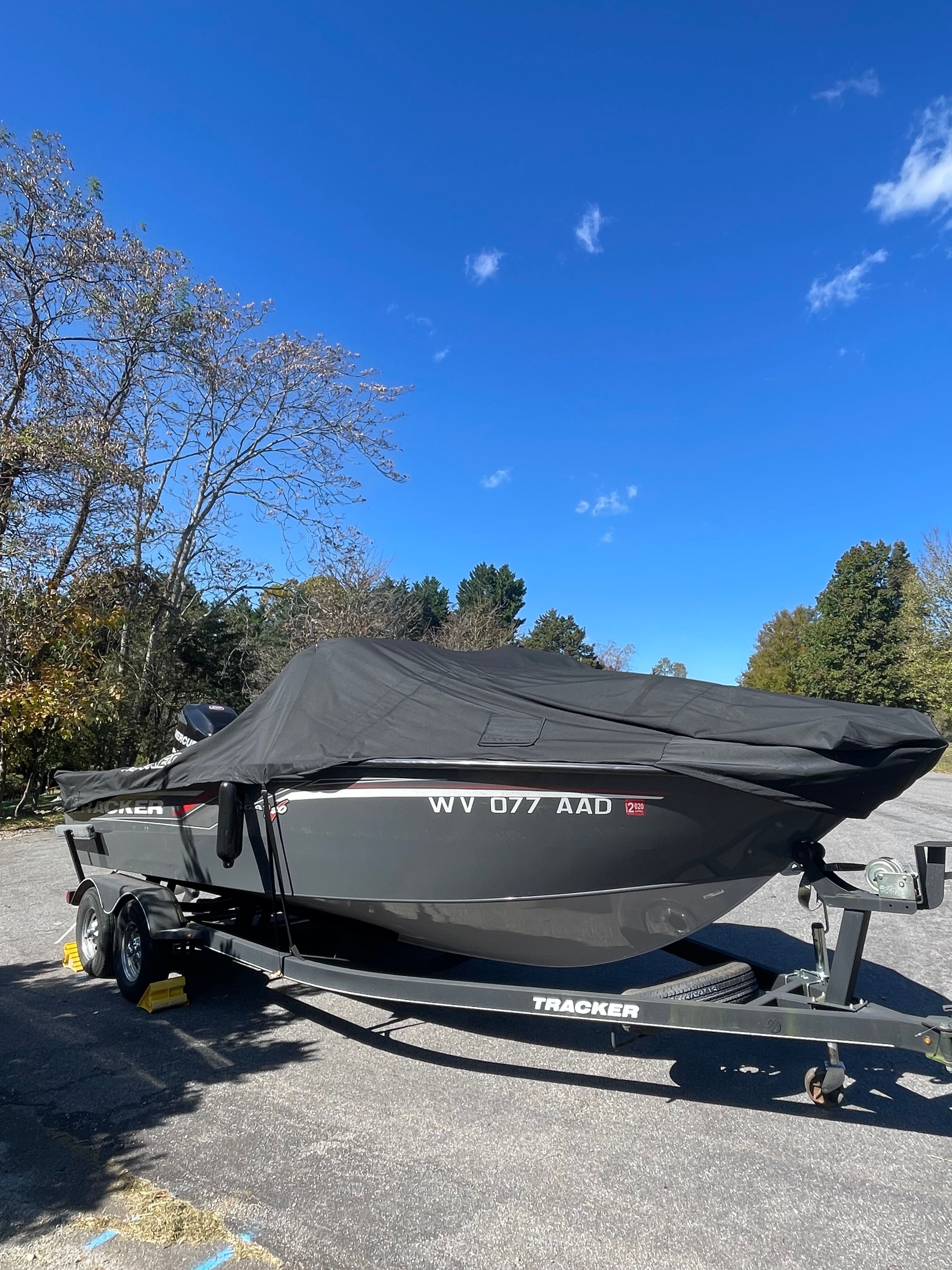 2017 Bass Tracker TARGA