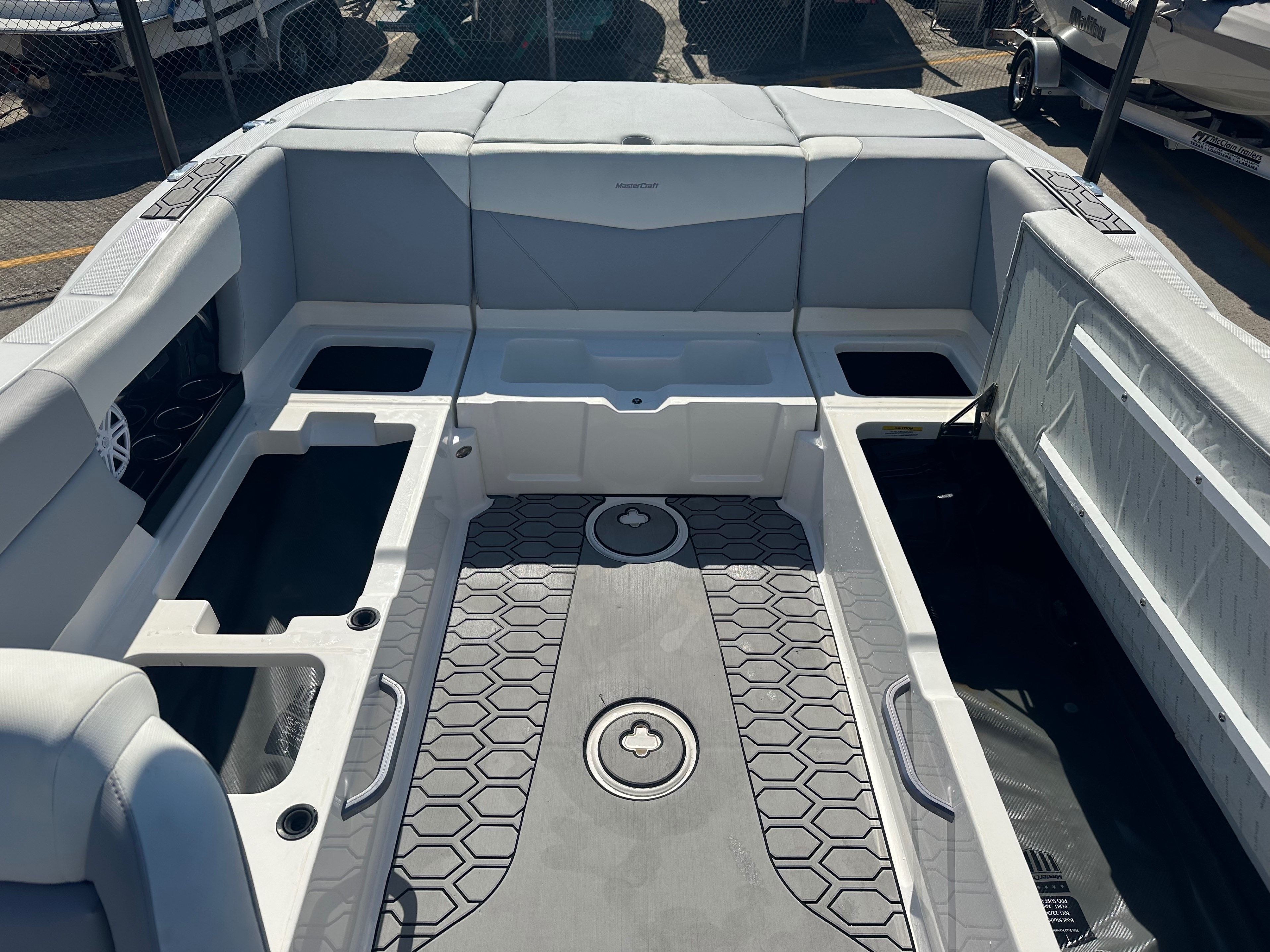 2022 MasterCraft NXT24 - 18