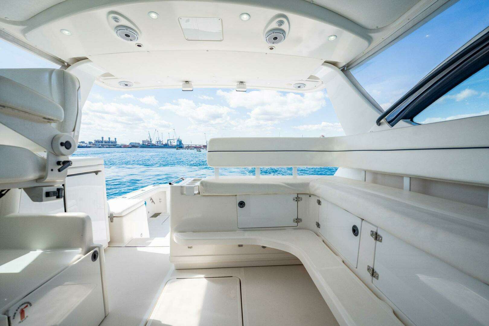 2004 Tiara Yachts 4200 Open - Image 49
