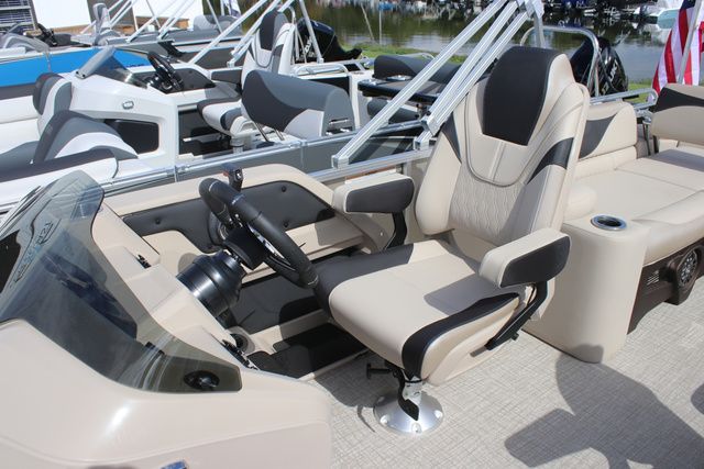 2026 Avalon LSZ - 23 FT Quad Lounger Switchback - 16