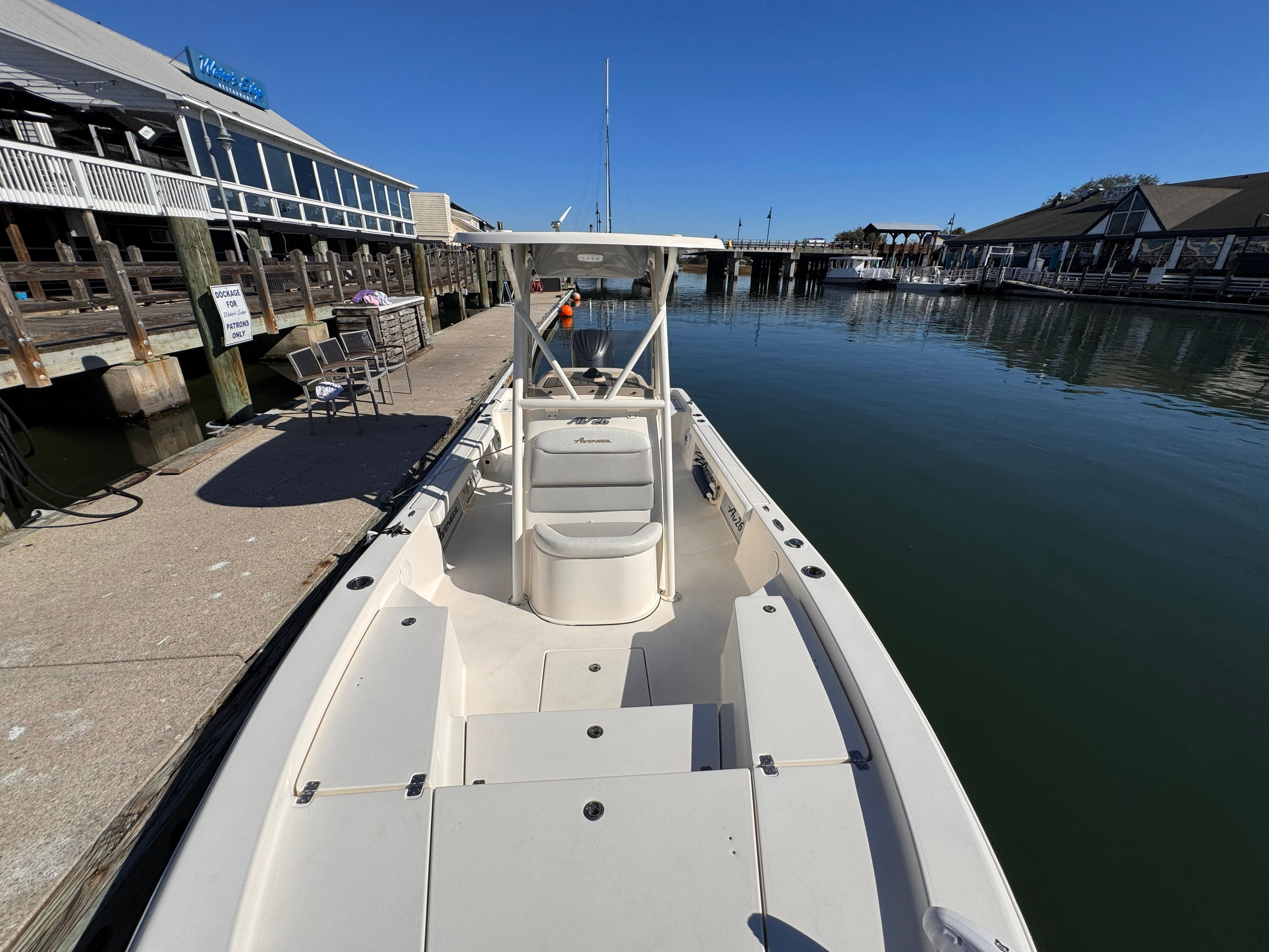 2018 Avenger AV26 - 49