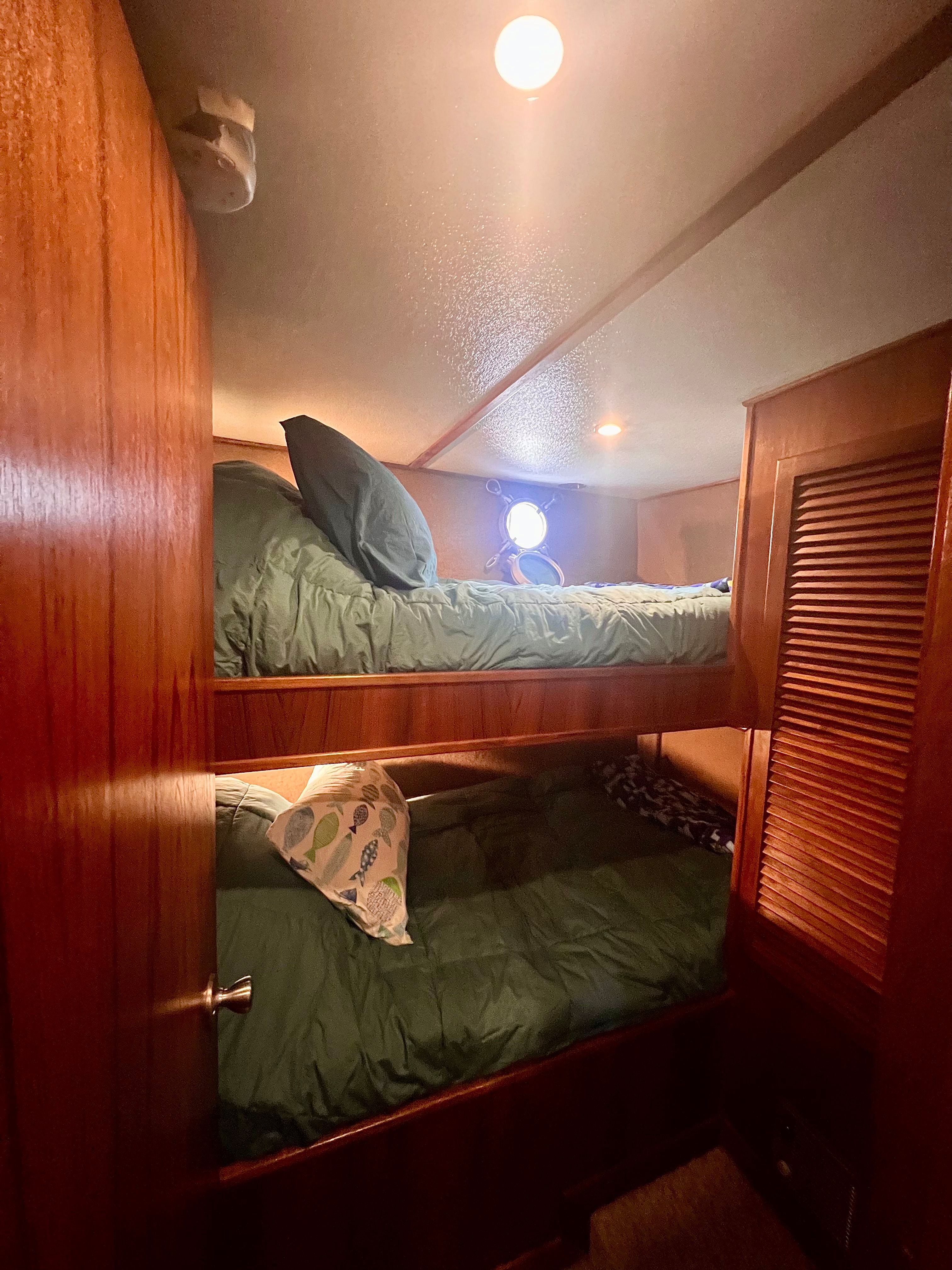 2003 Peregrine Boats Custom 62 - 20