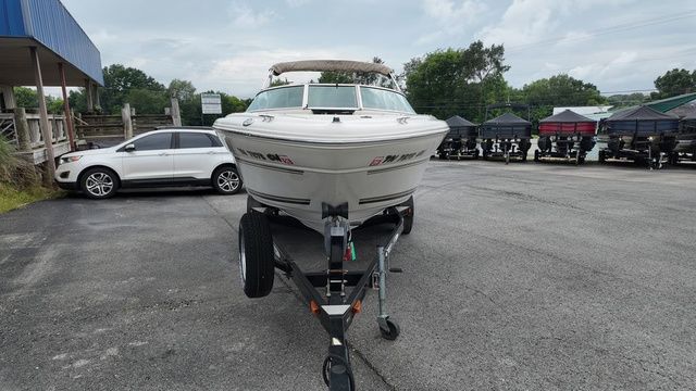 2000 Sea Ray 210 - 8
