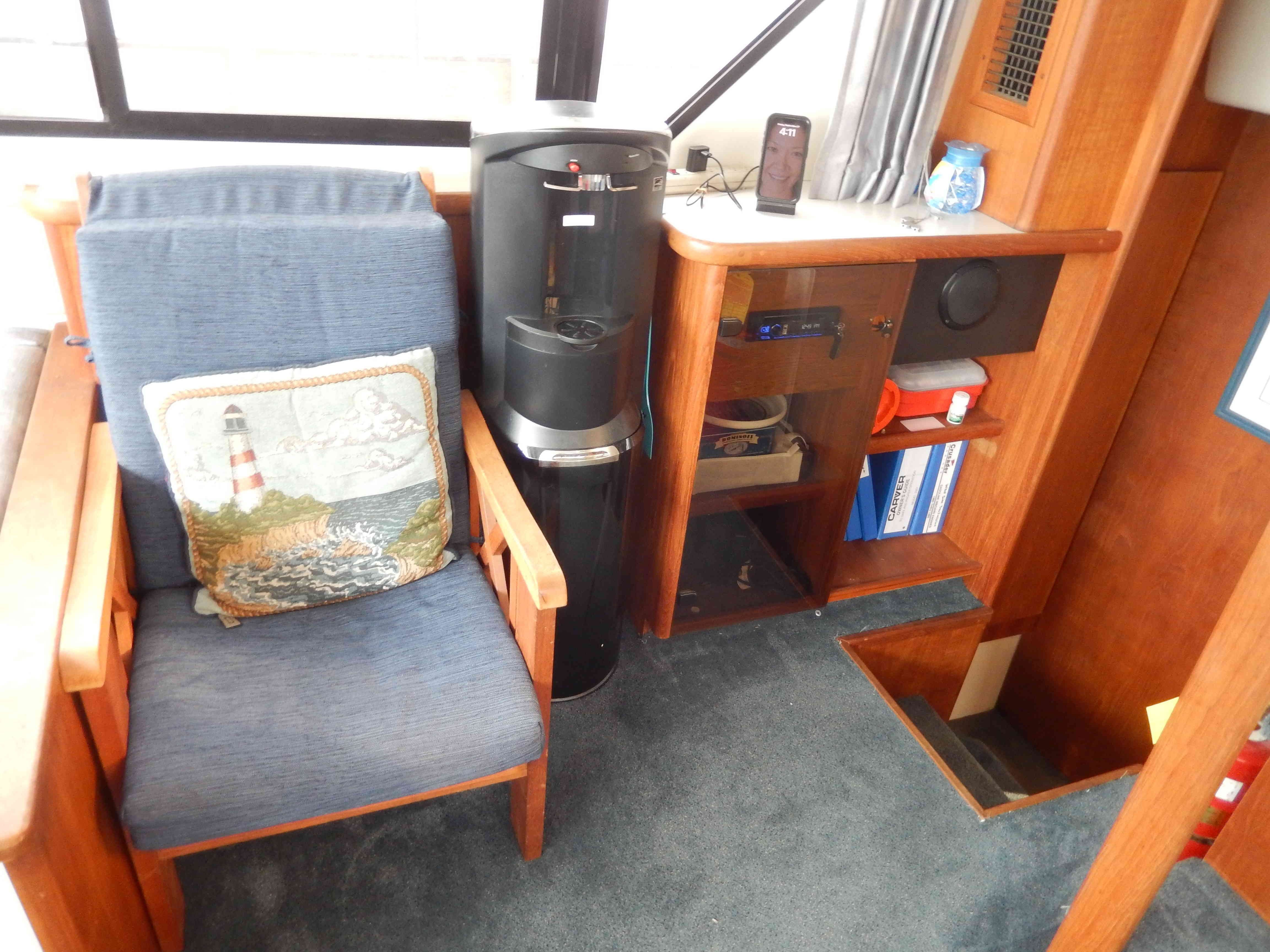1991 Carver 33AFT - 4