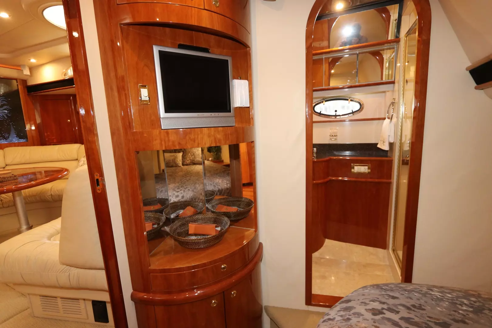2005 Neptunus 56 Express - Image 37