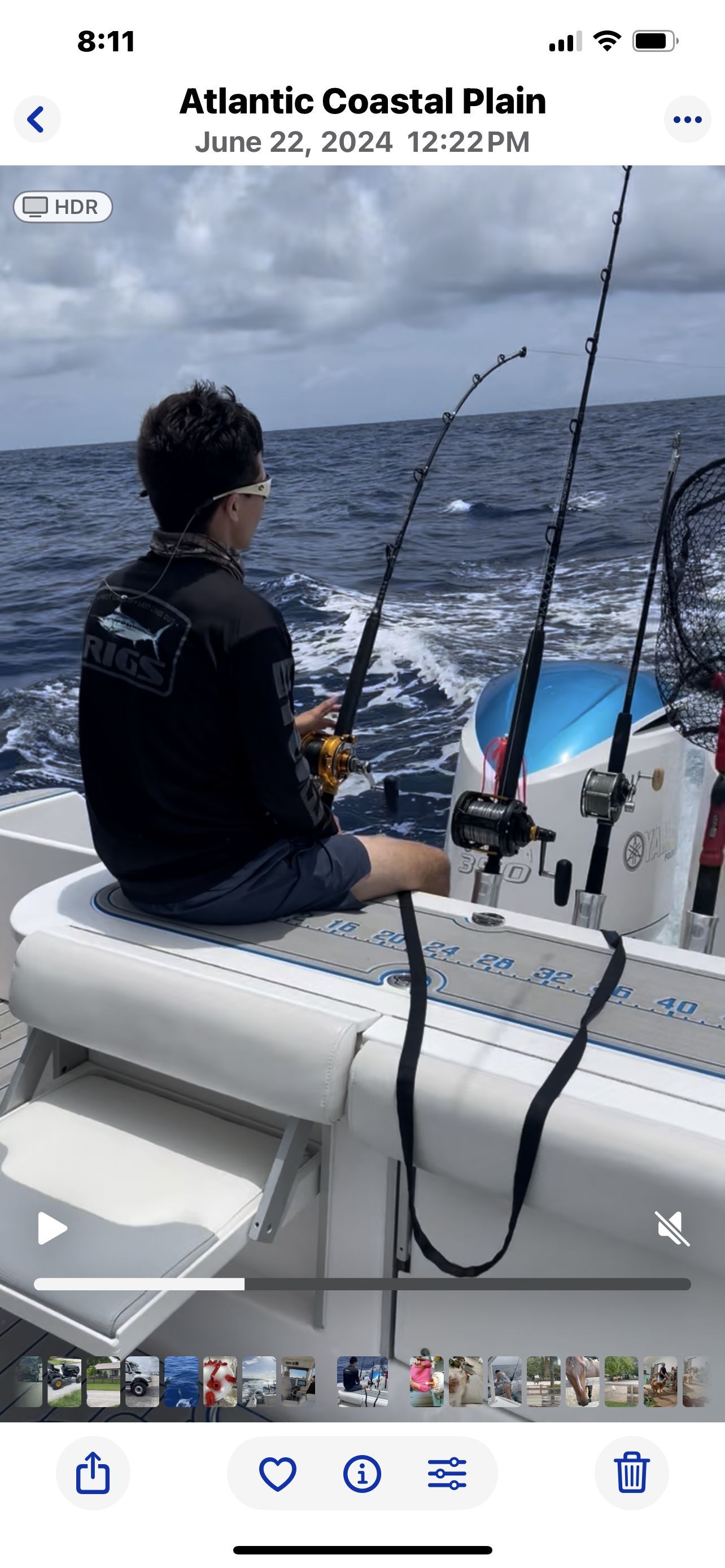 2017 Everglades 325 Center Console - 37