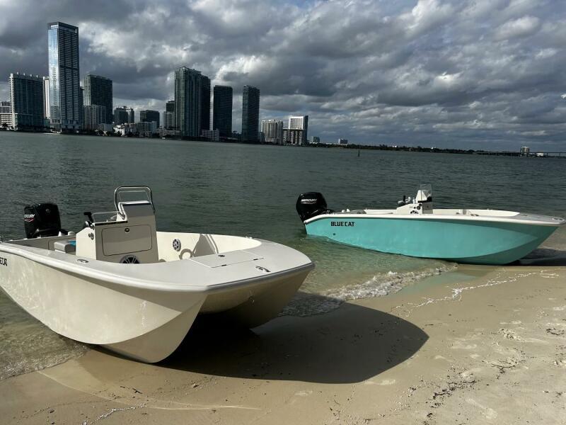 2025 American Custom Catamarans 17 LF