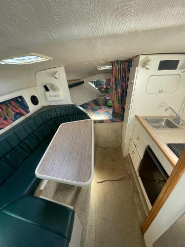 1997 Rinker Fiesta Vee - 25