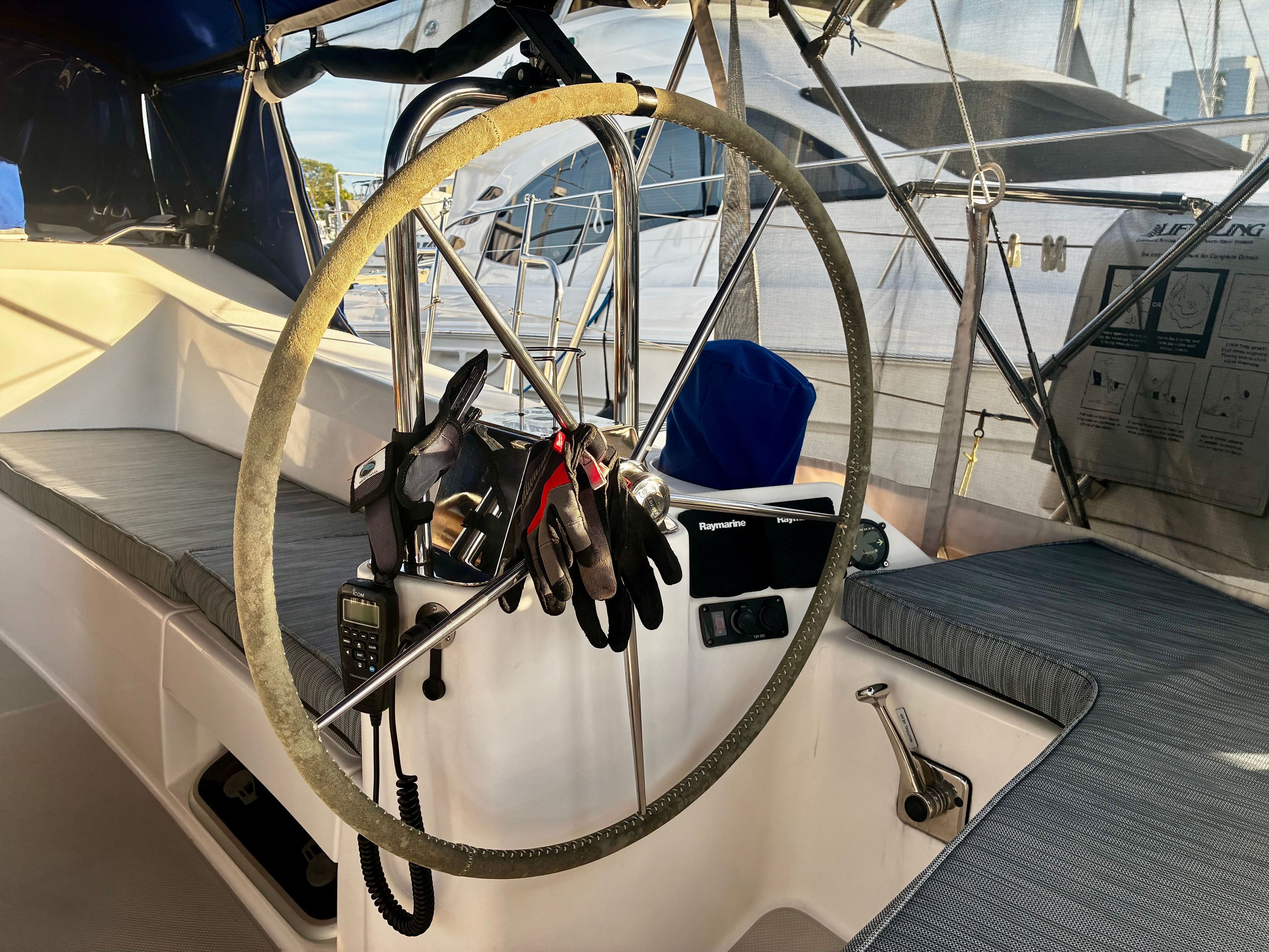 2011 Catalina 445 - 20