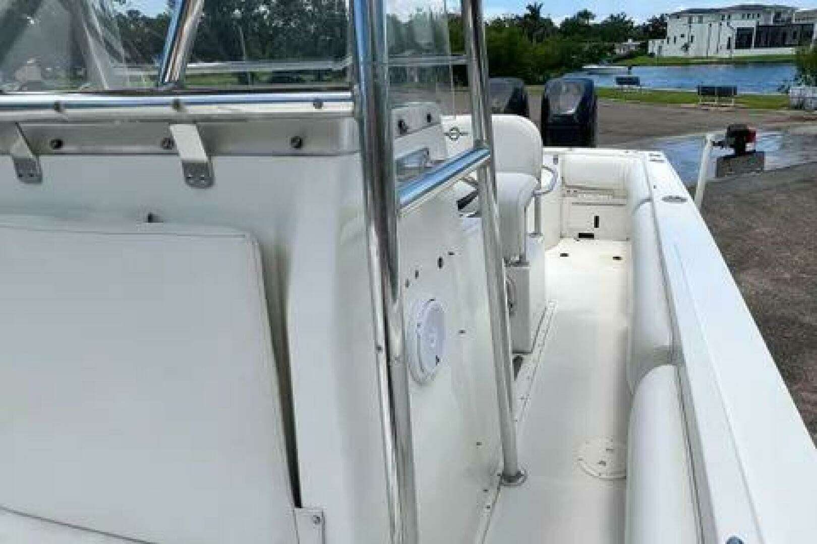 1994 Fountain 31 Center Console - Image 11