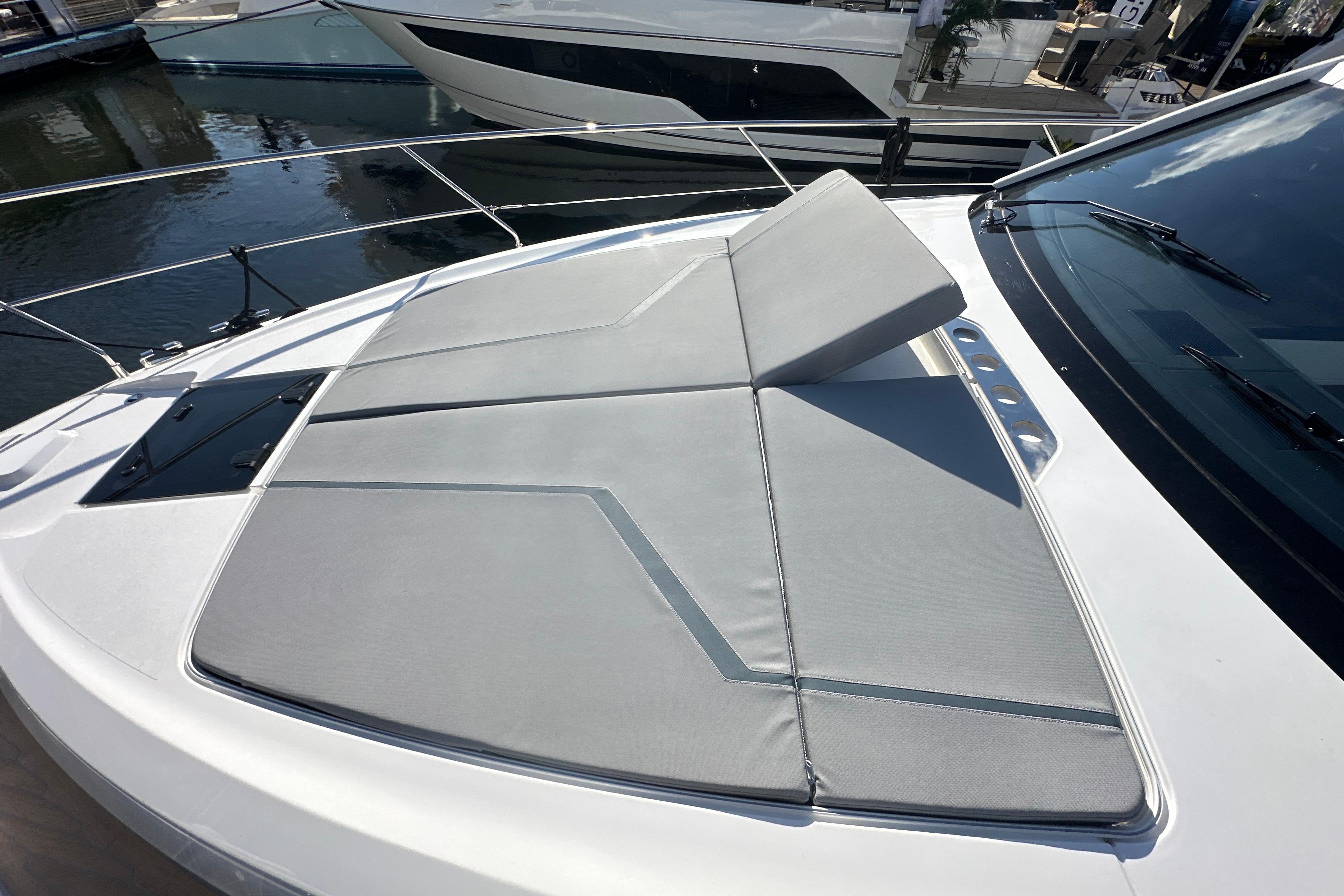 2026 Fairline Targa 47 GT yacht with sleek sunbathing deck.