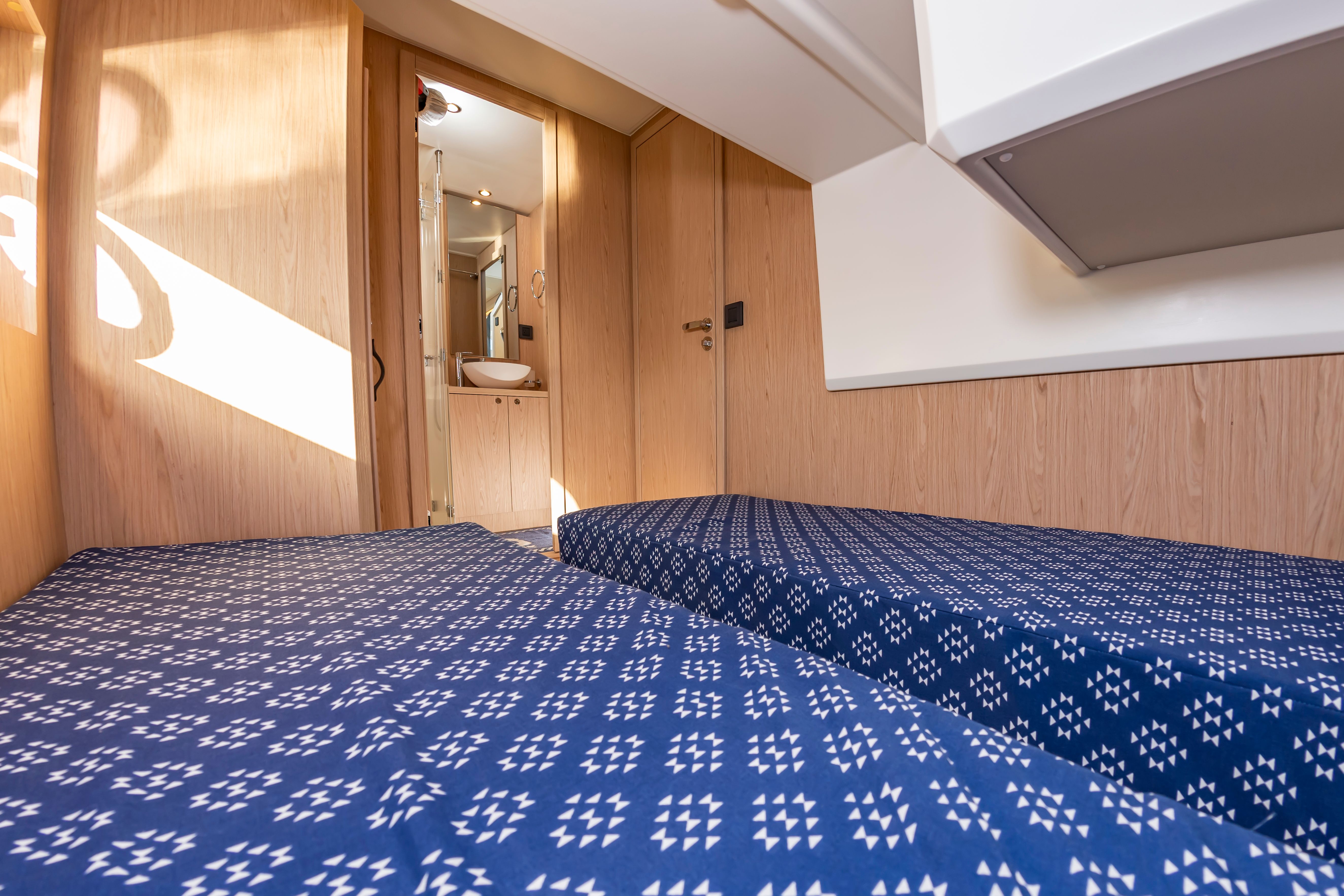 2022 Beneteau Swift Trawler 48 - 47