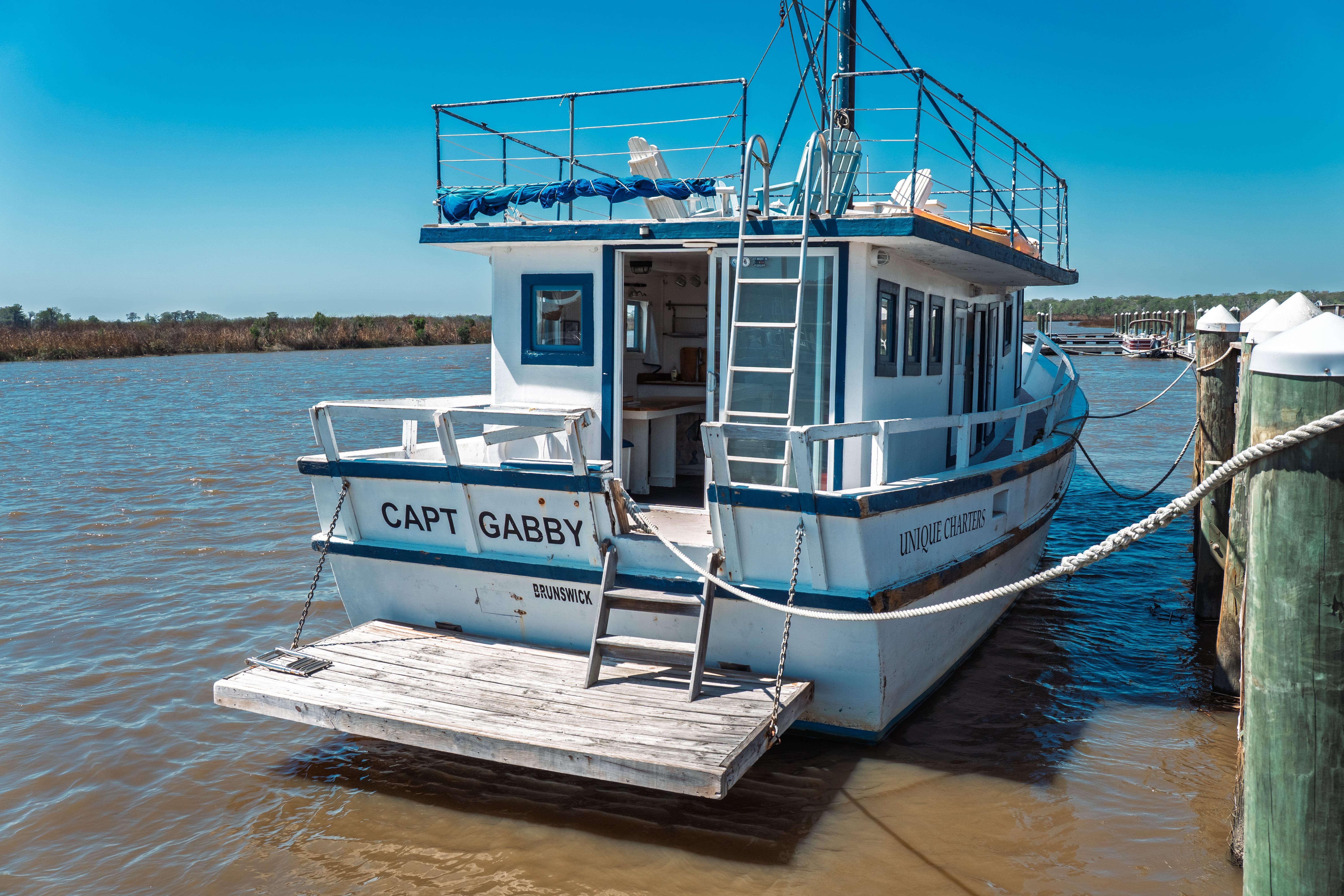 1977 Custom 43 Trawler