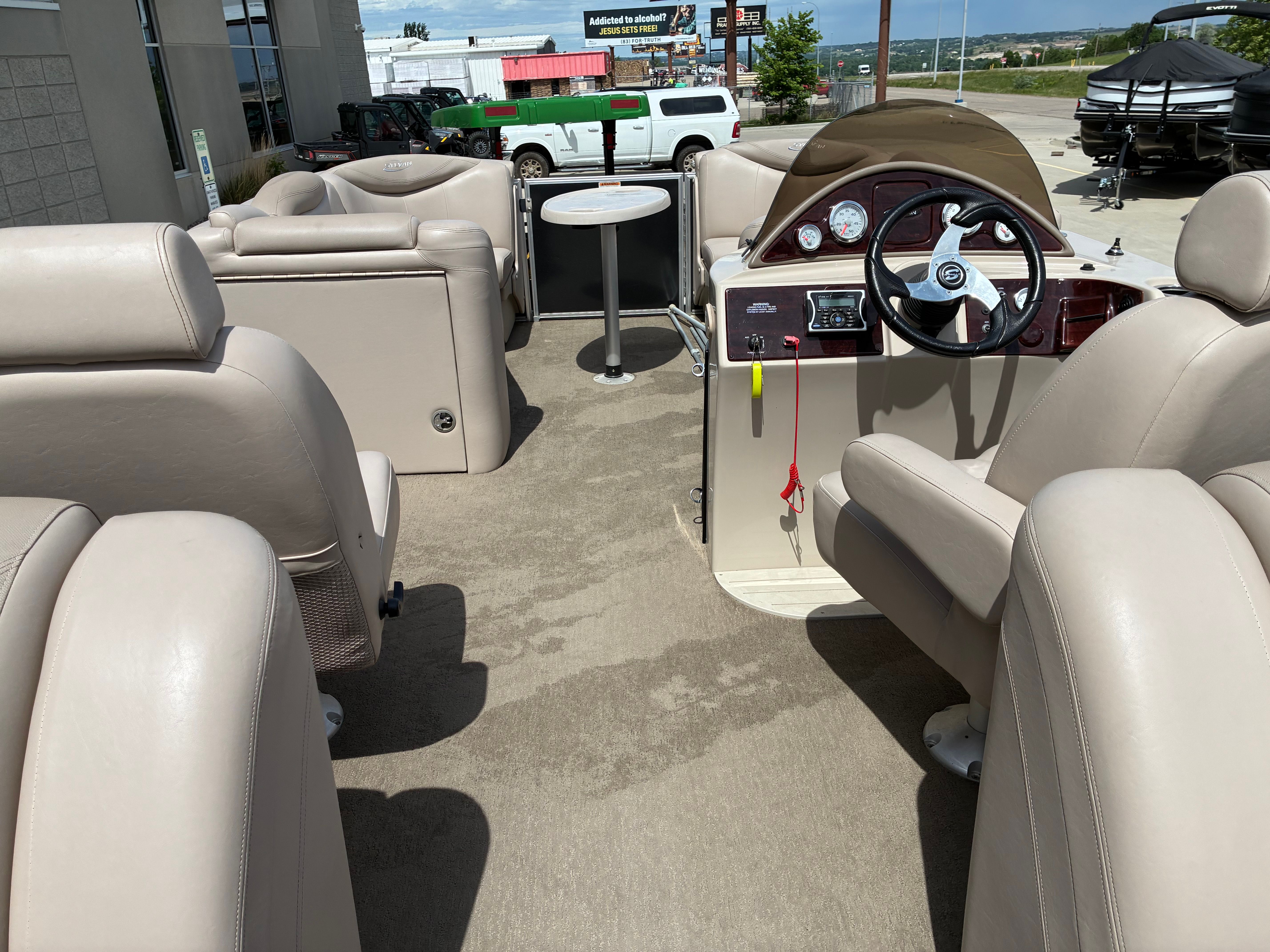 2013 Sylvan 8522 Mirage Cruise - 32