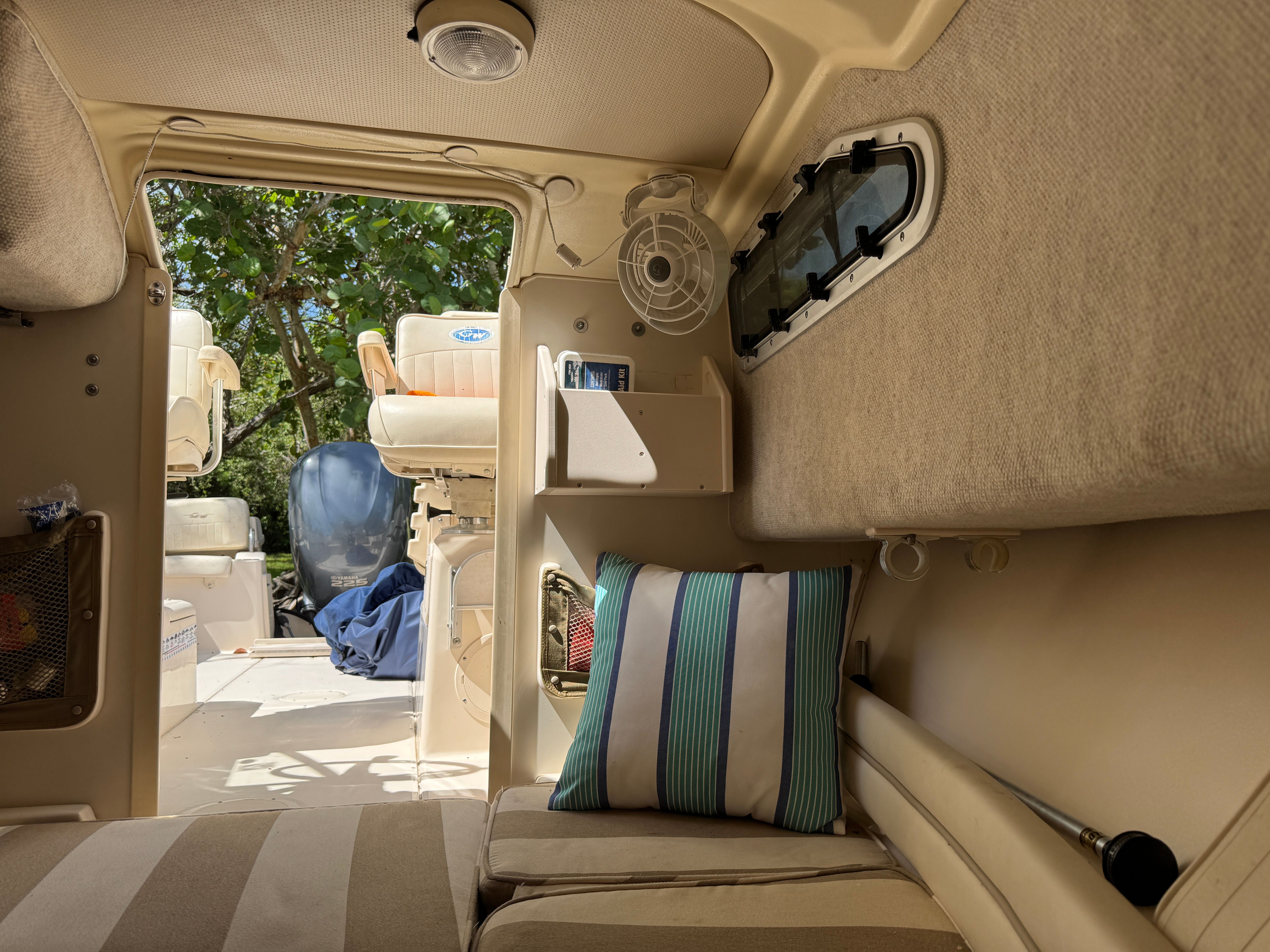 2005 Grady-White Seafarer 226 - 16