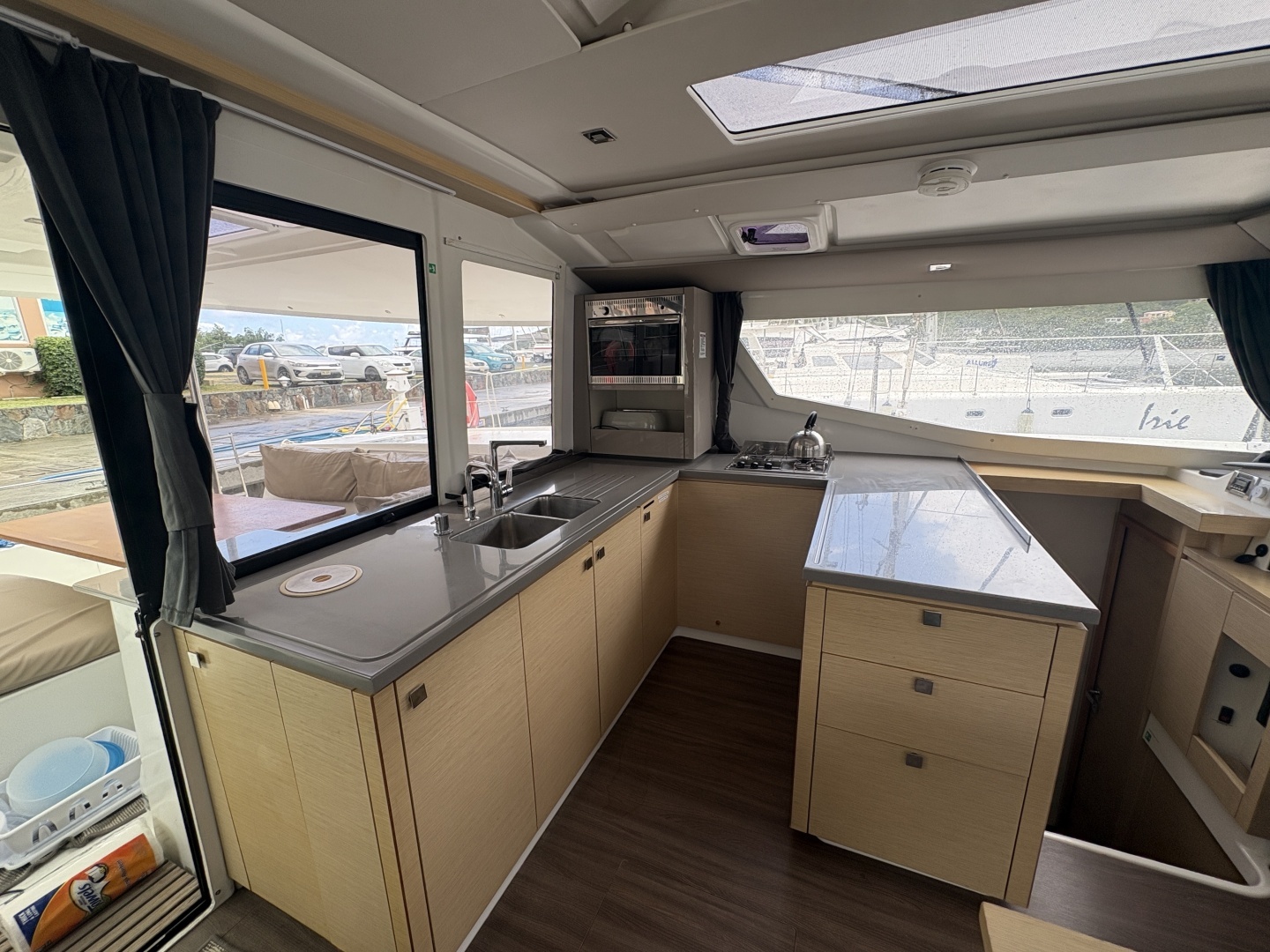 2017 Fountaine Pajot Helia 44 Evolution Oceanic Package - Image 14