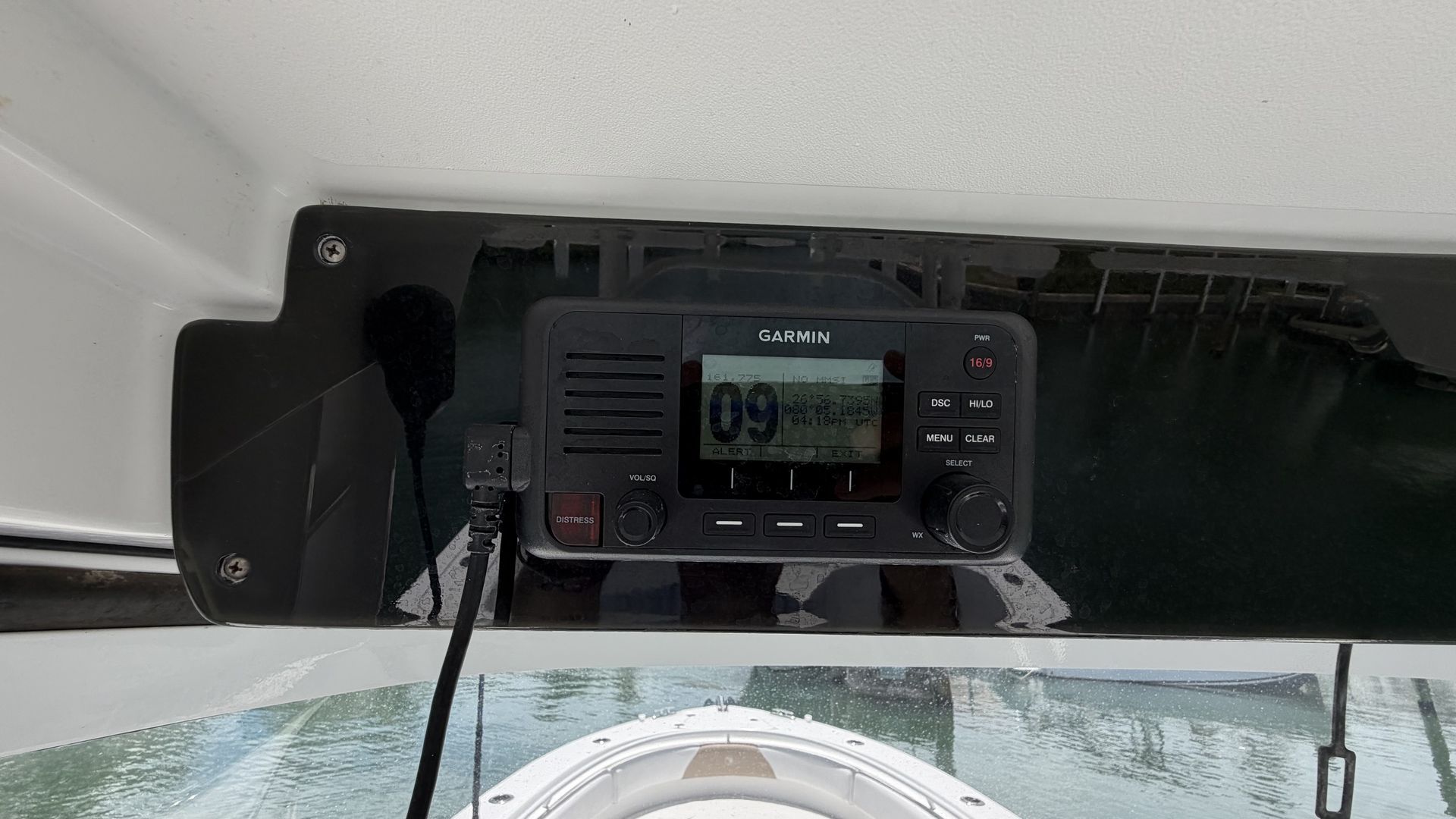 2017 Edgewater 320 CC - 29