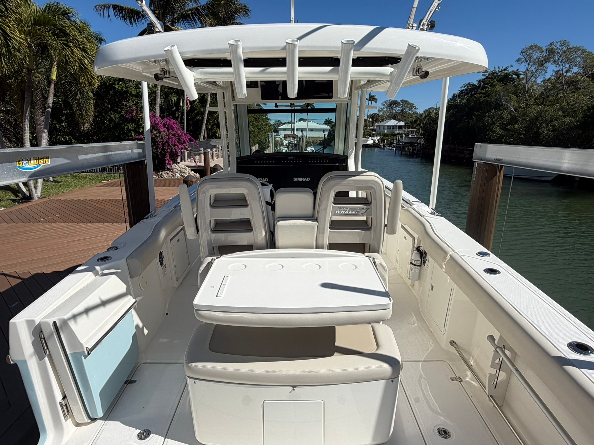 2024 Boston Whaler 330 Outrage - 15