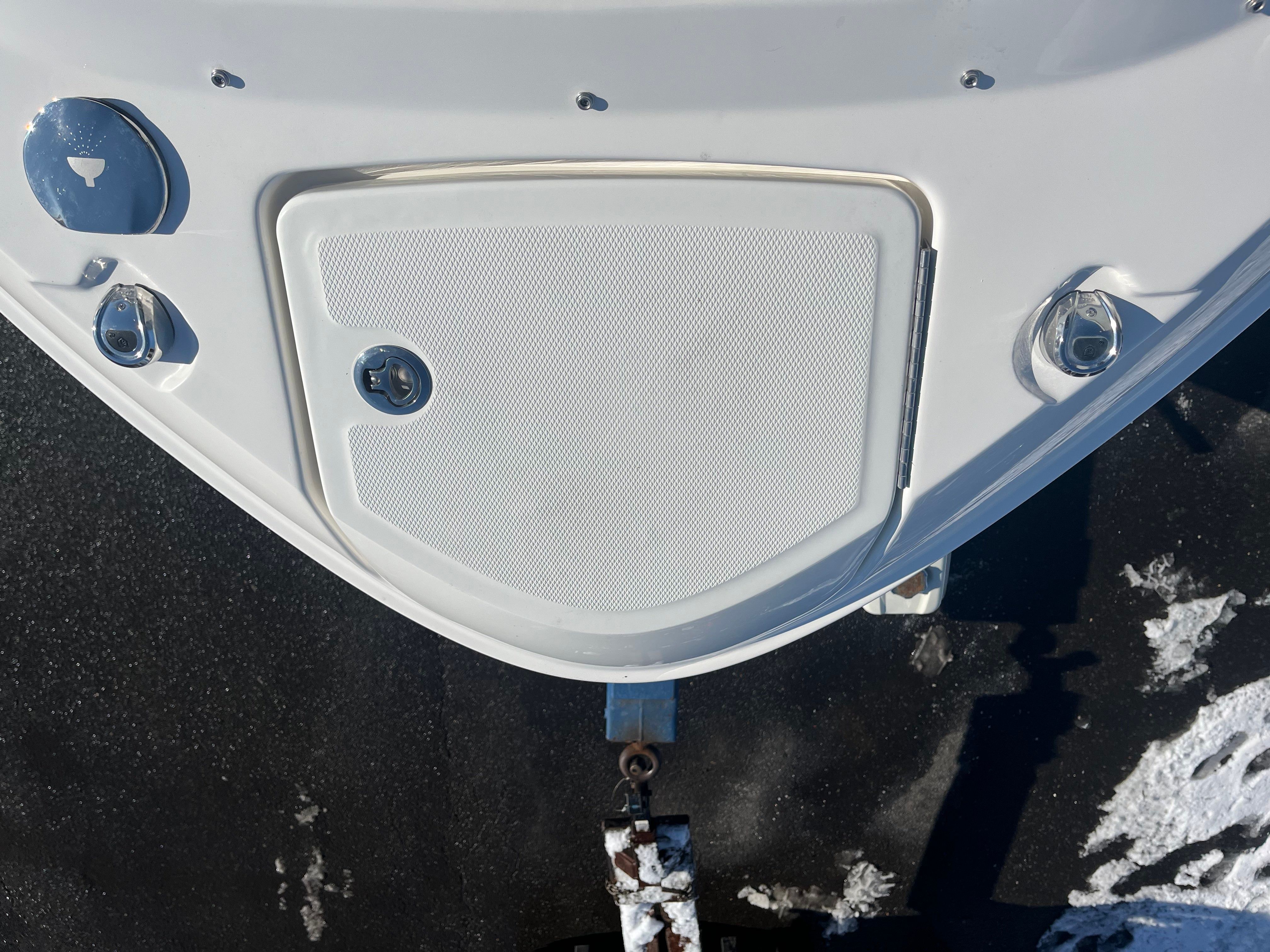 2026 Sea Ray SLX 400 Outboard - 37