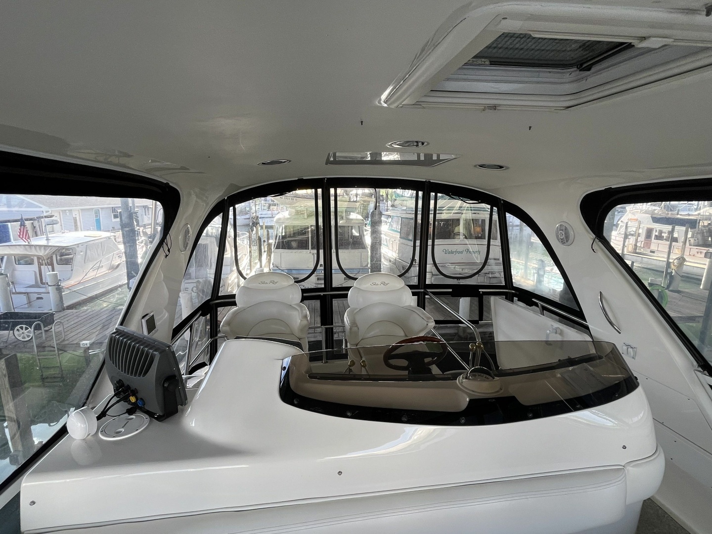 2003 Sea Ray 480 Sedan Bridge - Image 26