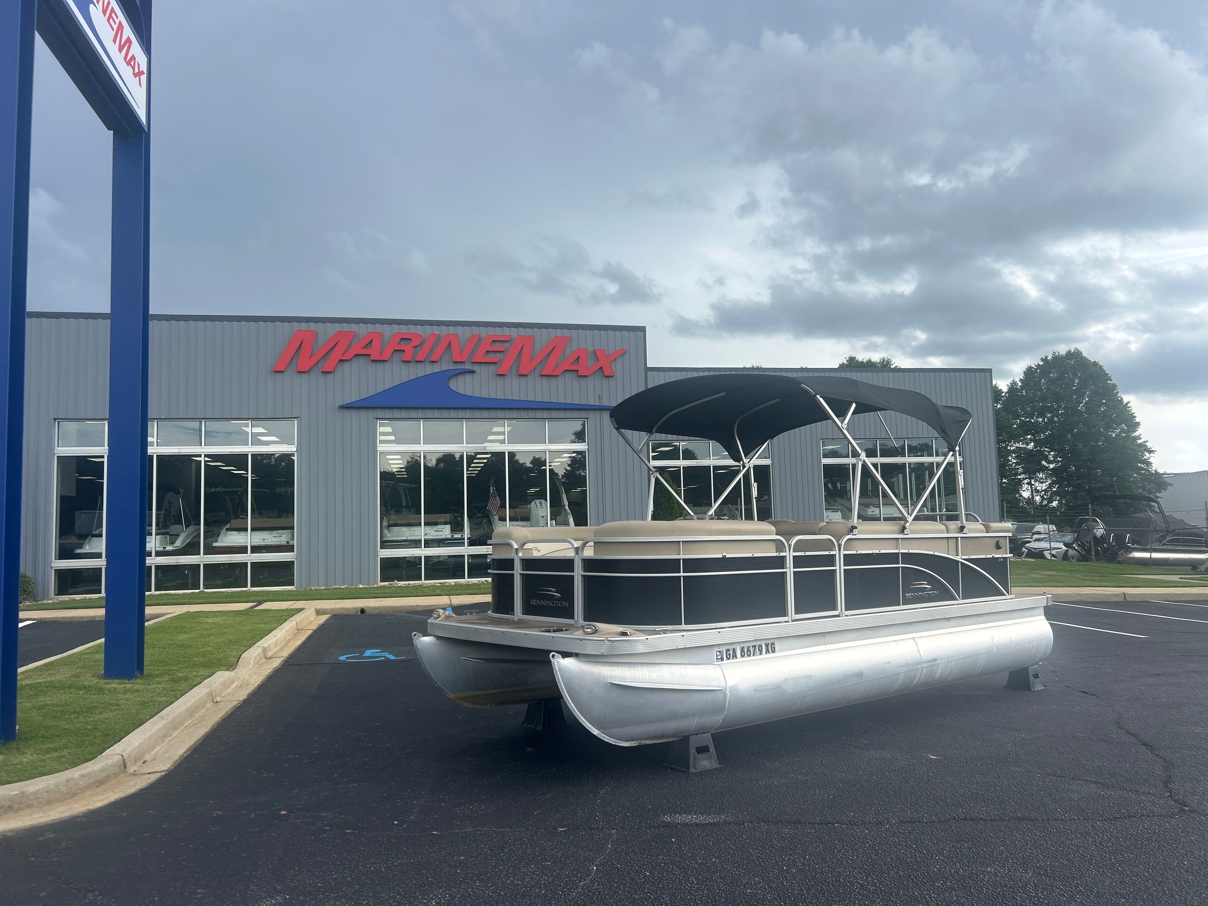 2012 Bennington 22SL