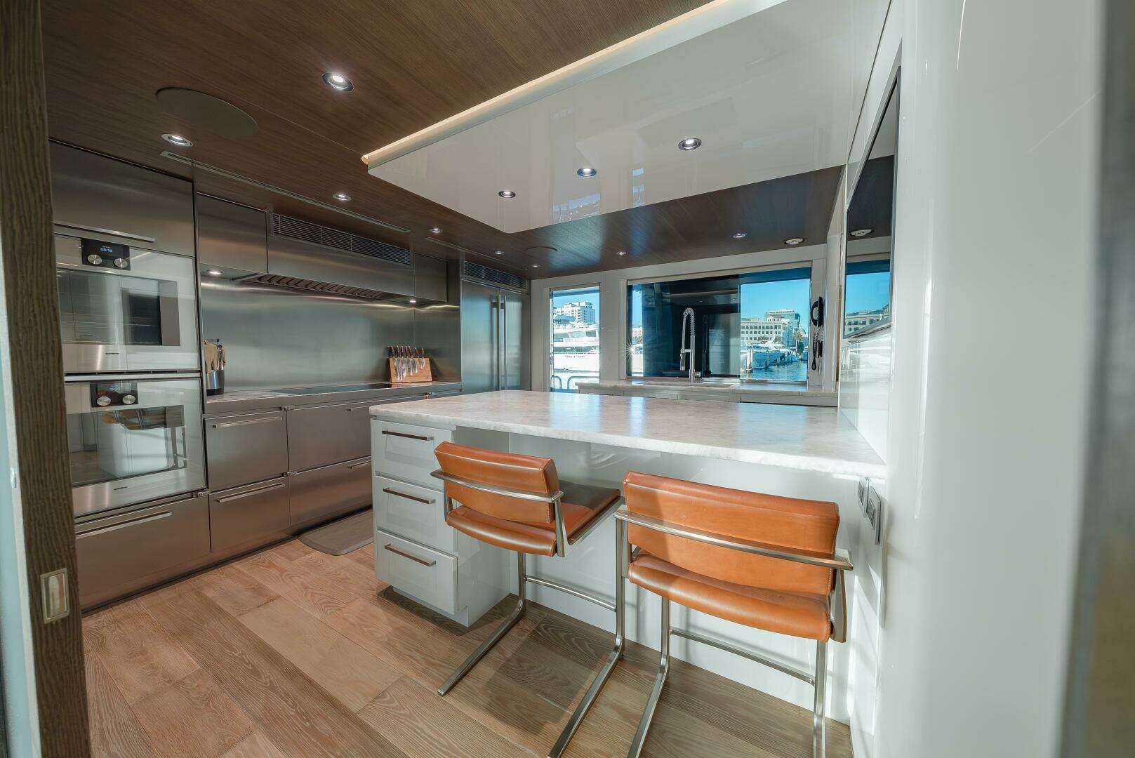 2018 Westport Raised Pilothouse - Image 9