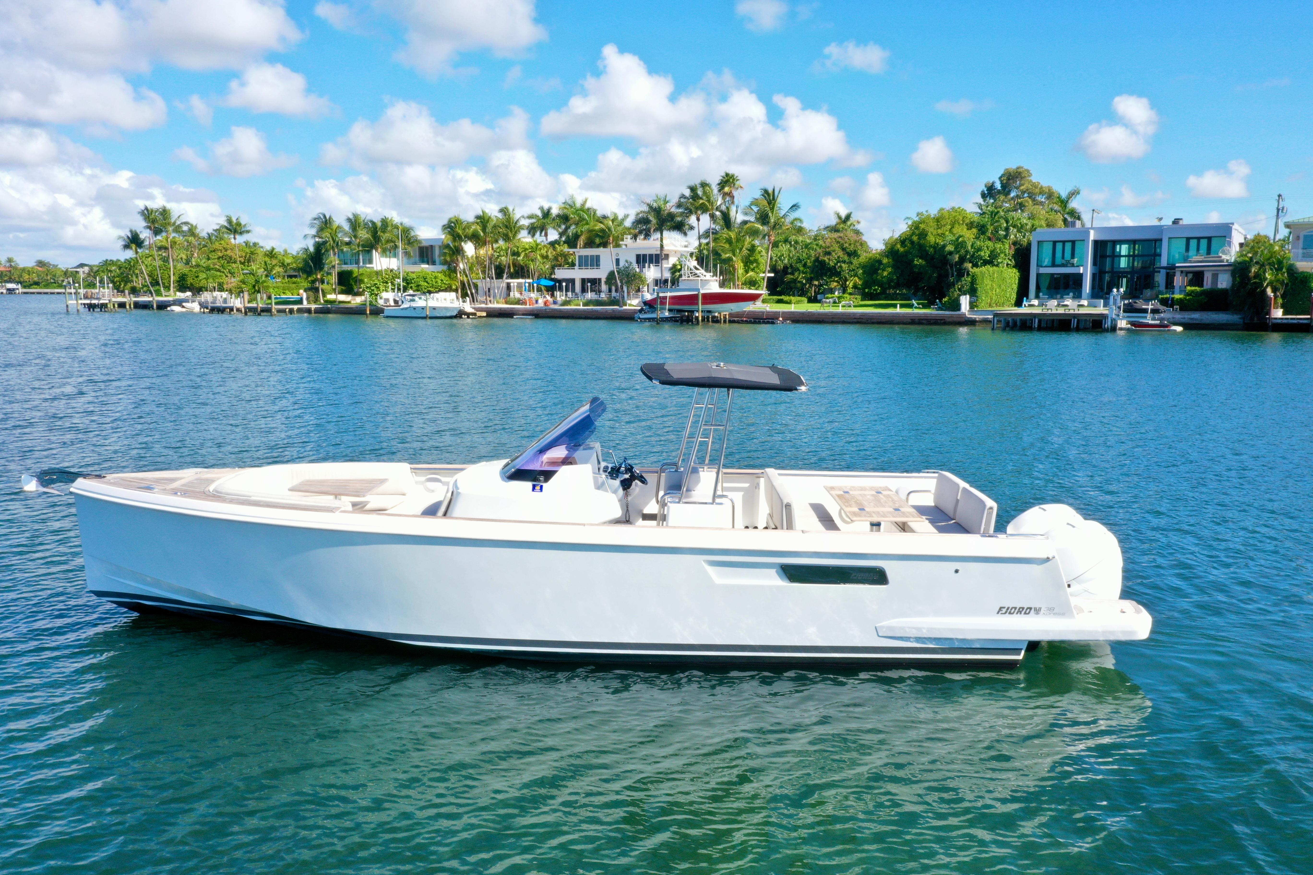 2019 Fjord 38 Xpress