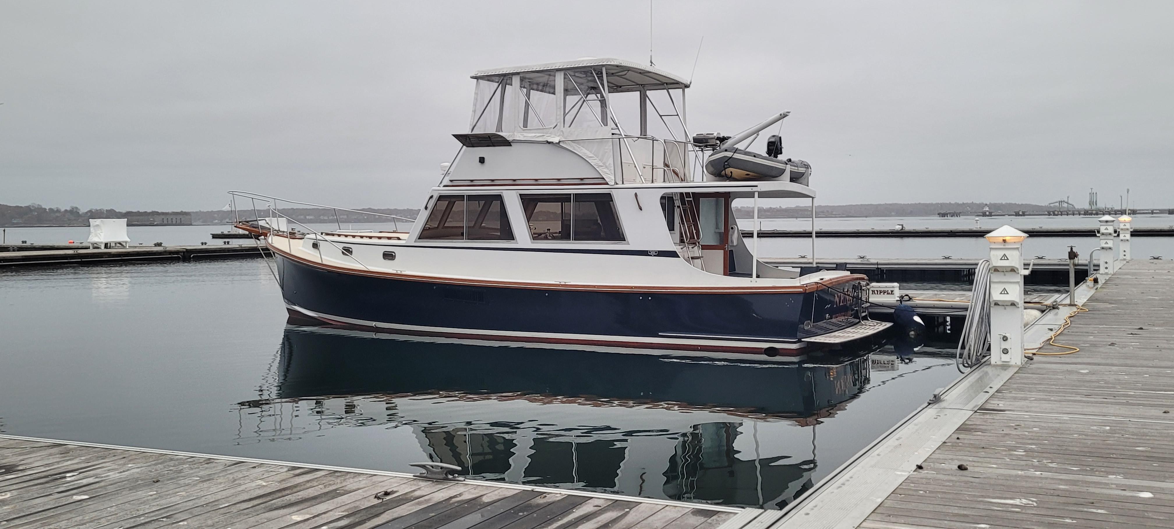 1989 Wilbur Duffy 42 Flybridge Cruiser