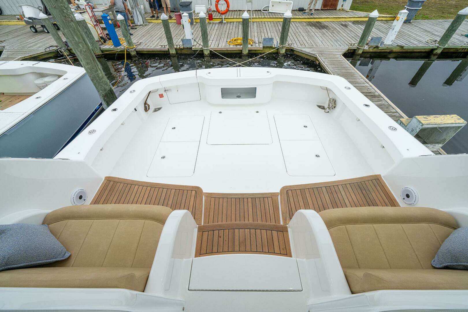 2026 Viking 54 Sport Coupe - Image 9