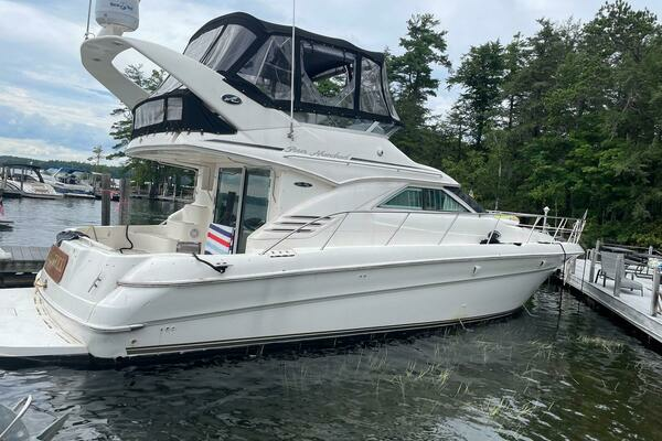 2003 Sea Ray 400 Sedan Bridge