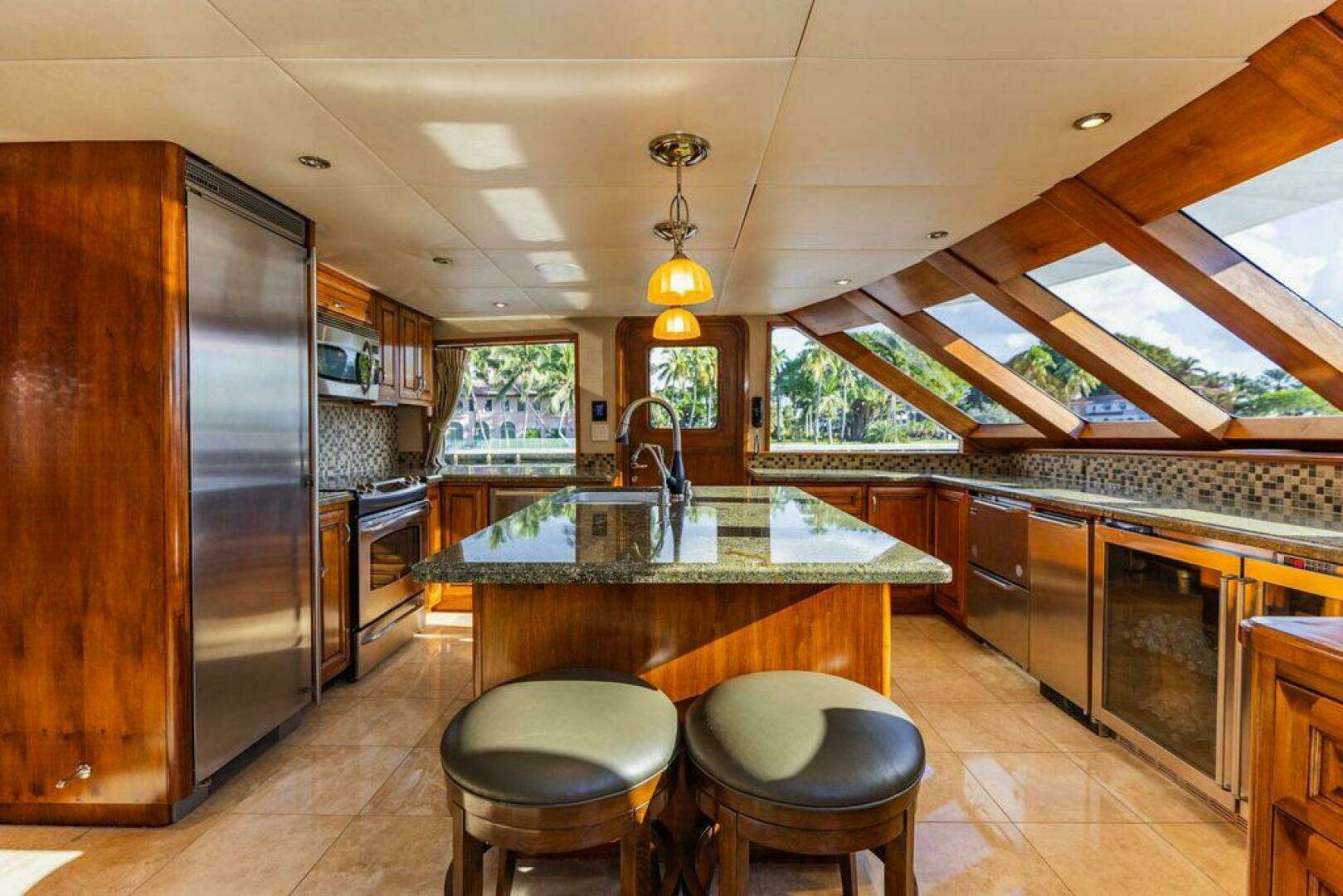 2009 Crystal Yachts Enclosed Pilothouse - Image 13