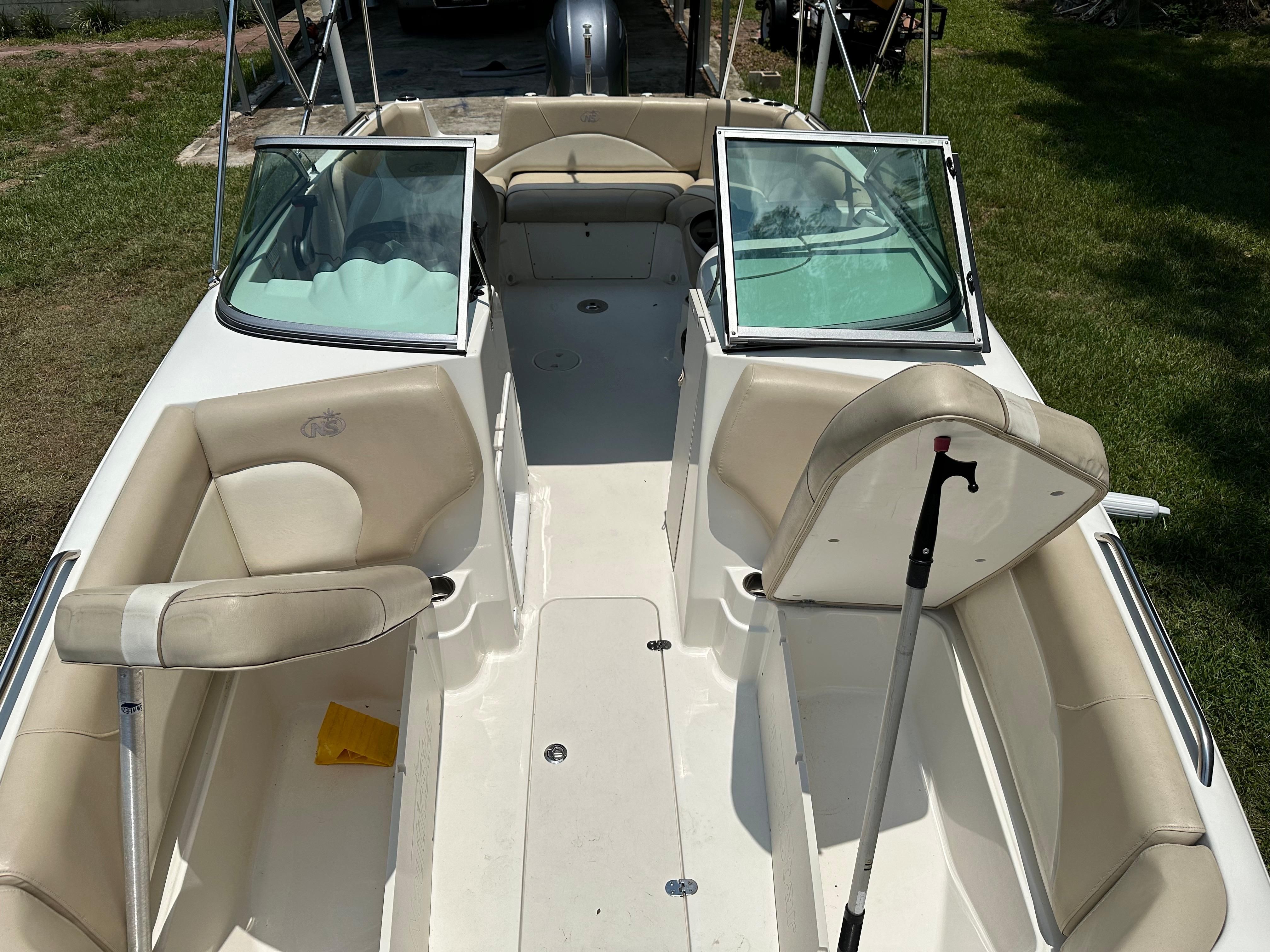 2017 NauticStar 223DC Sport Deck - 9