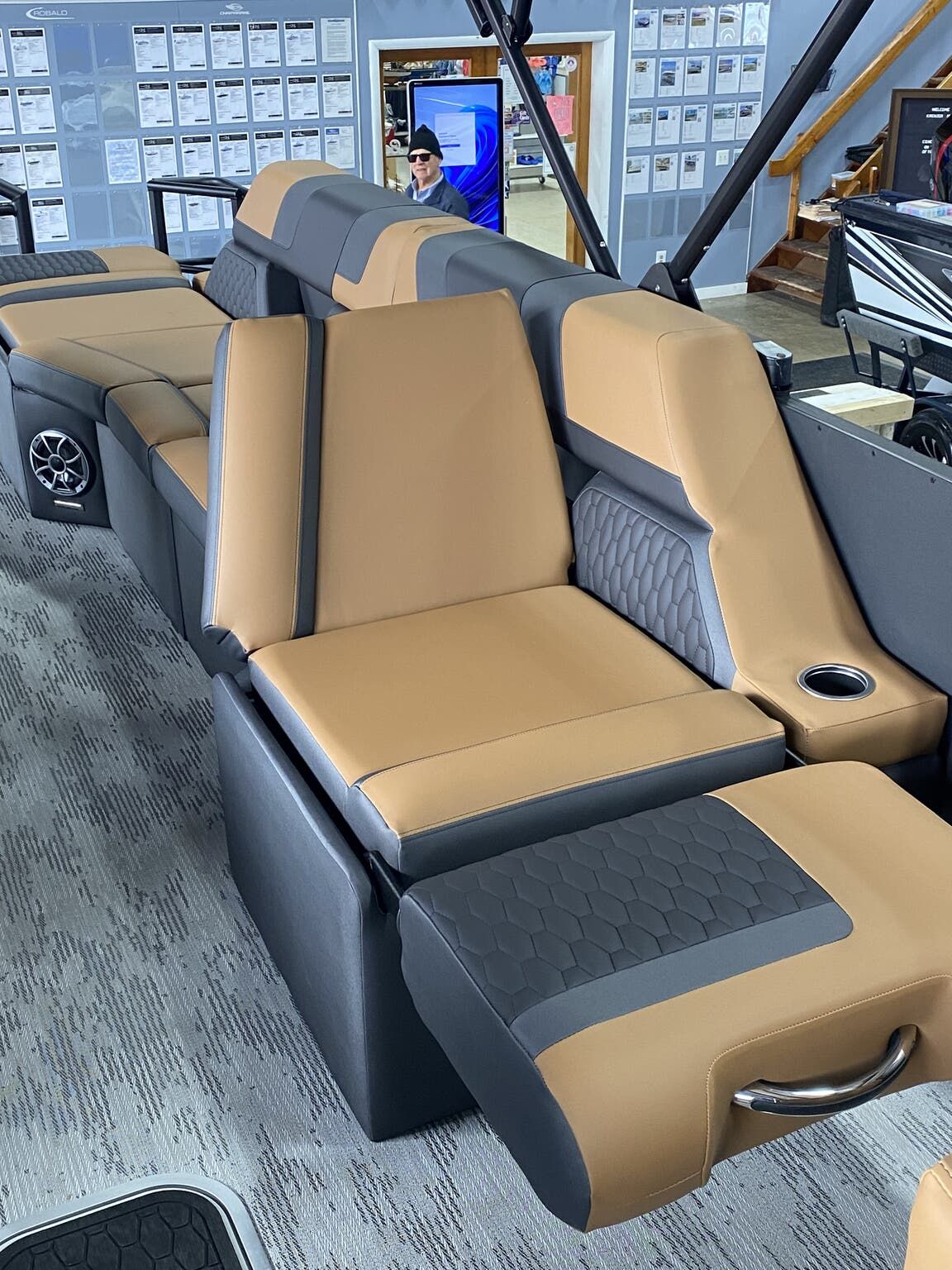 2026 Sylvan L3 SLZ Platinum - 14