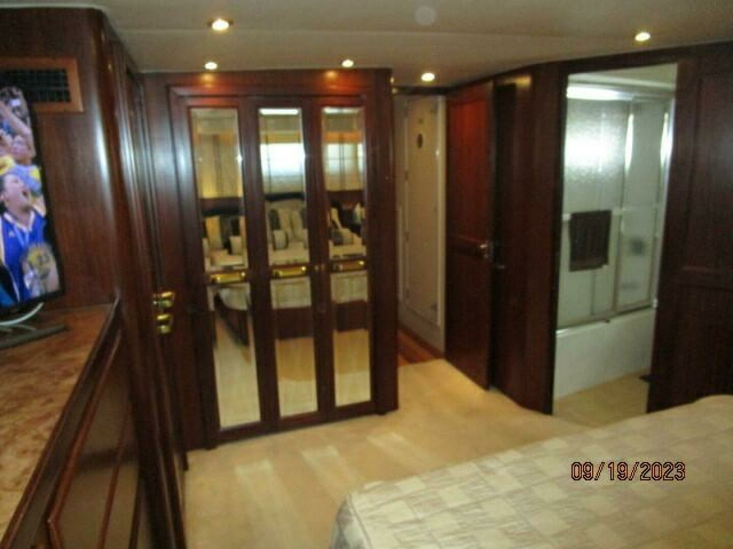 1986 Hatteras 63 CPMY - Image 60