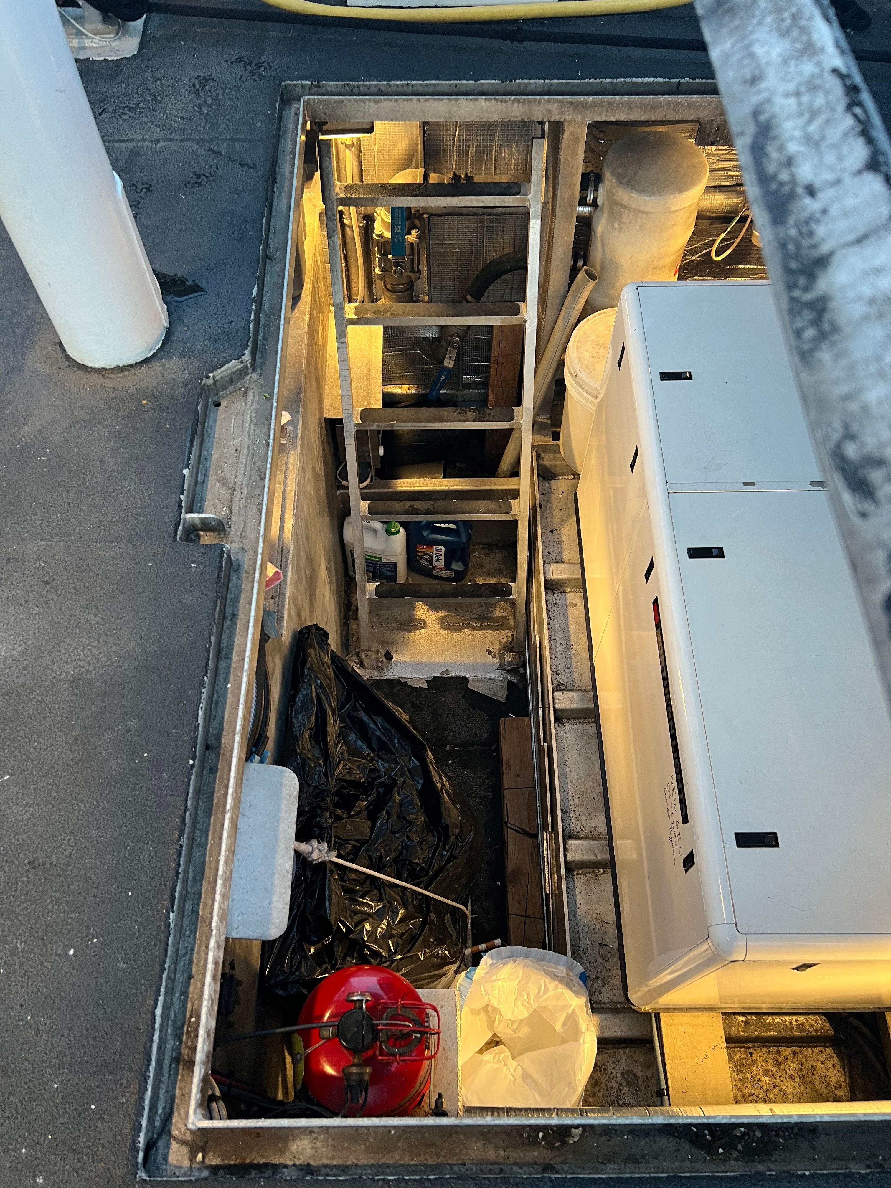 2003 Peregrine Boats Custom 62 - 30