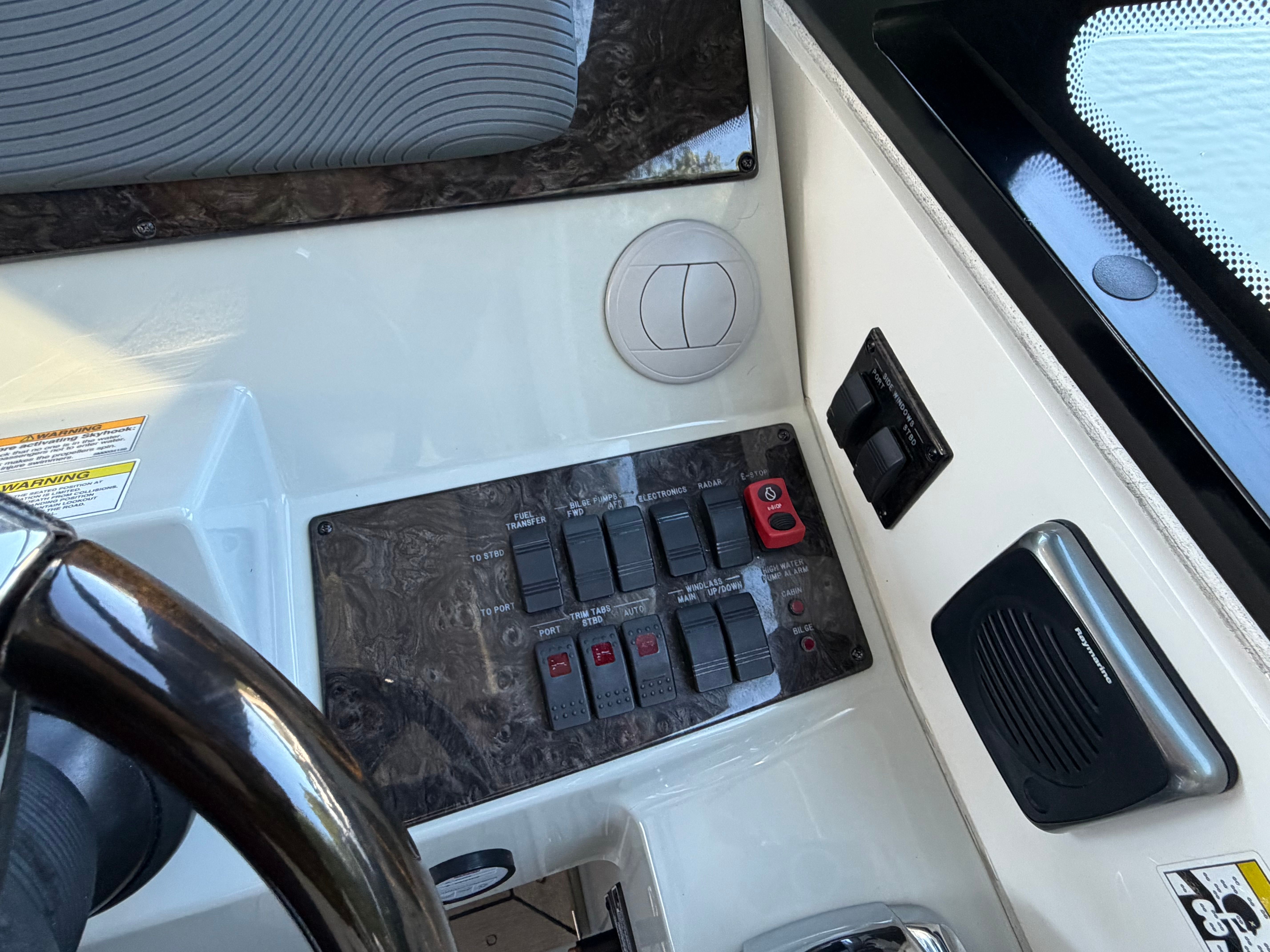 2014 Sea Ray 470 Sundancer - 29