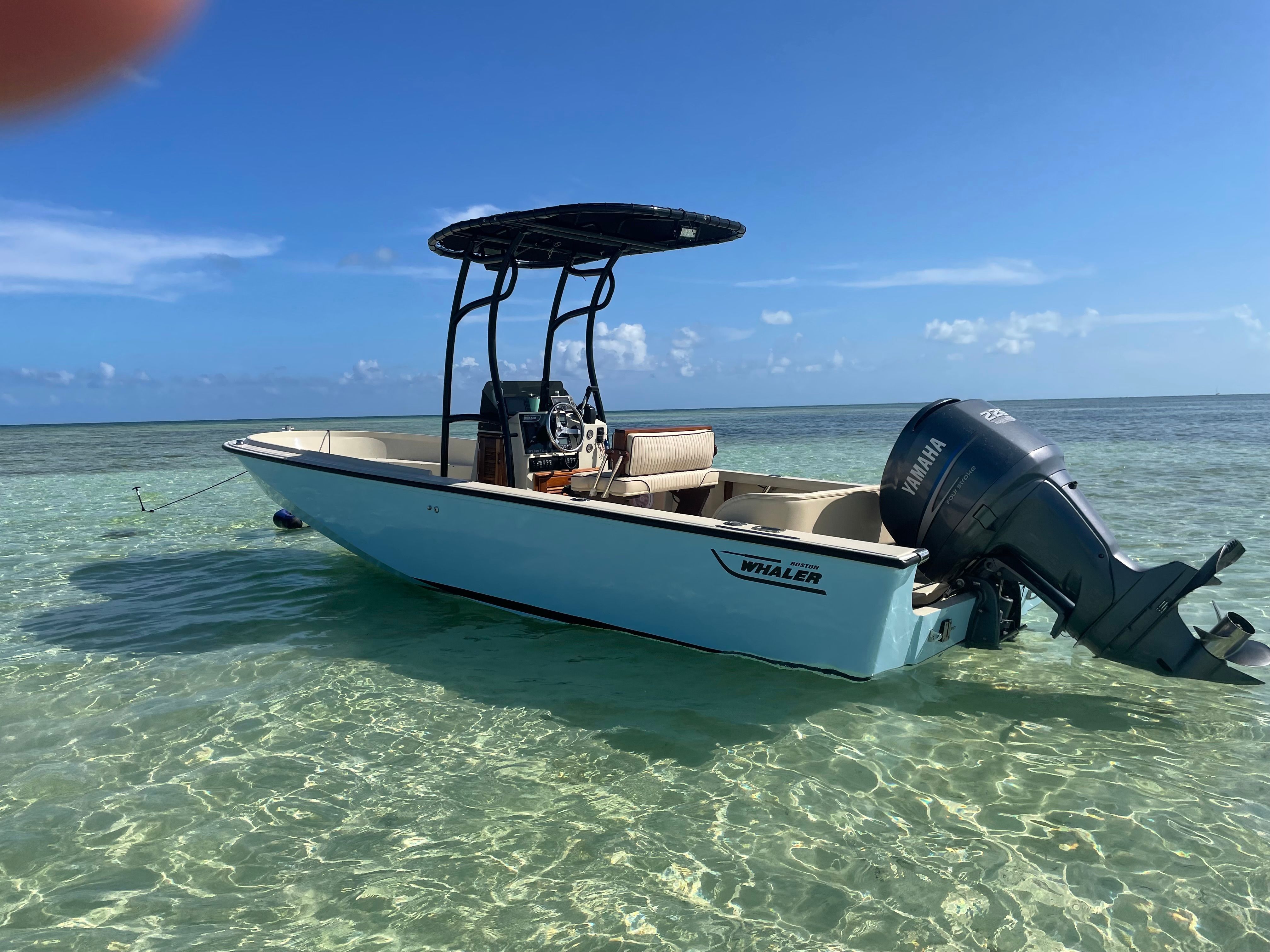 1985 Boston Whaler Outrage - 4