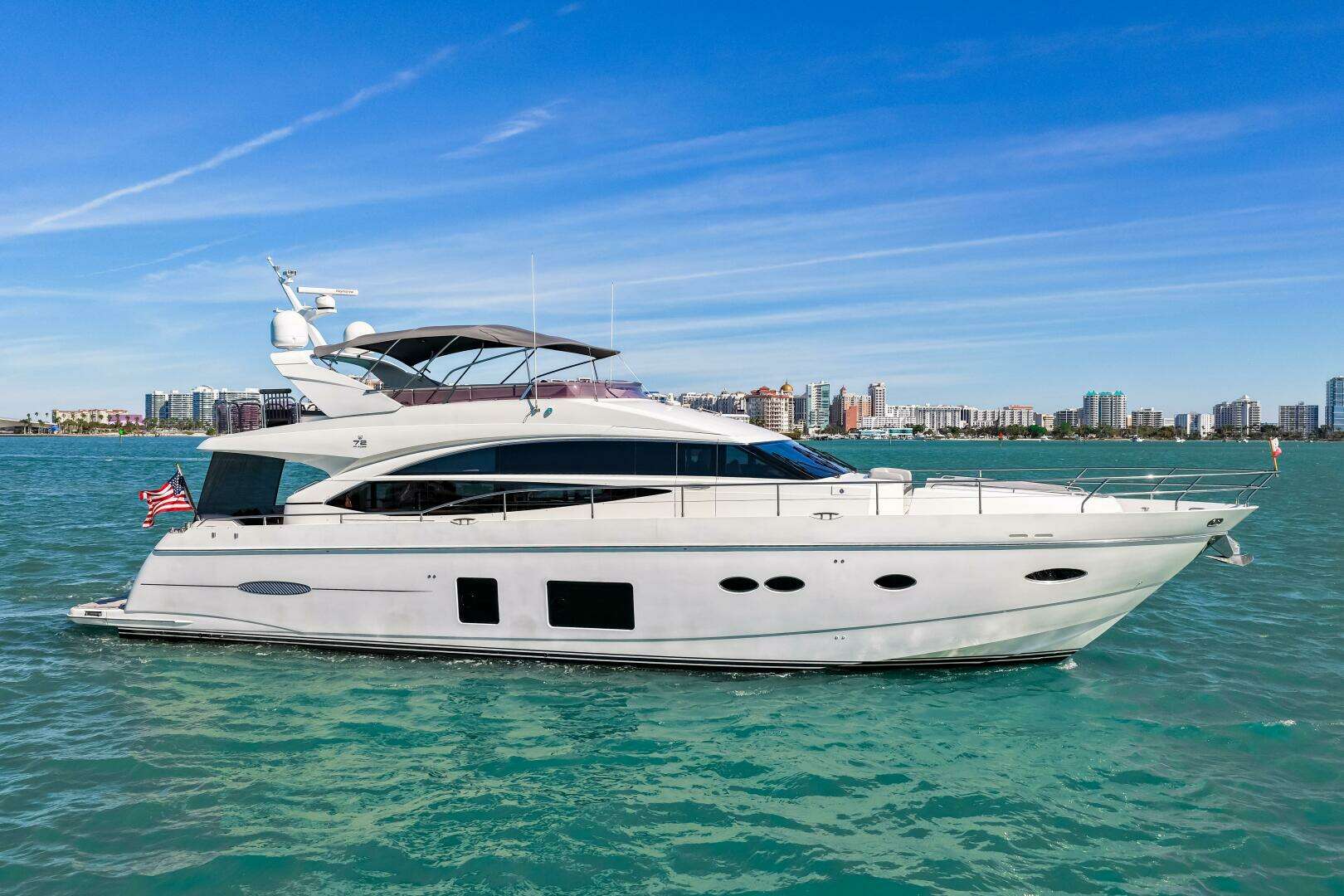 2014 Princess Y72 - Image 6