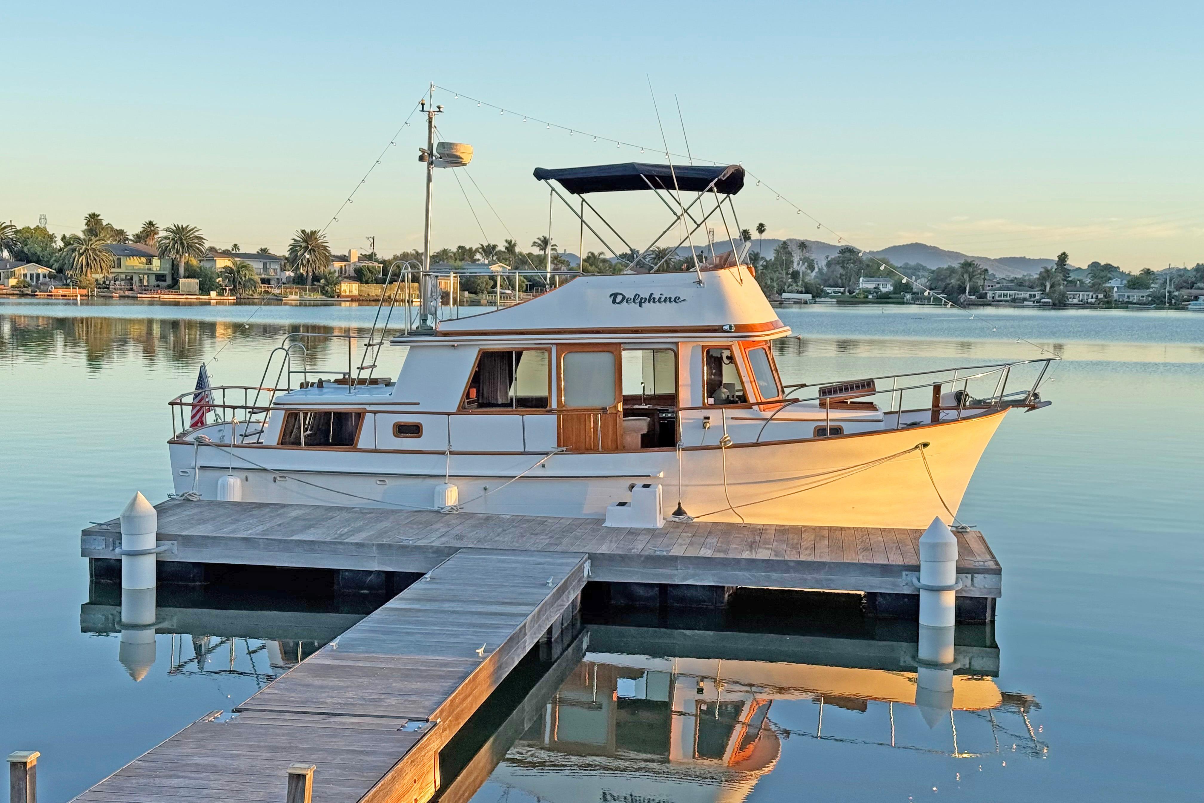 1979 CHB Double Cabin Trawler