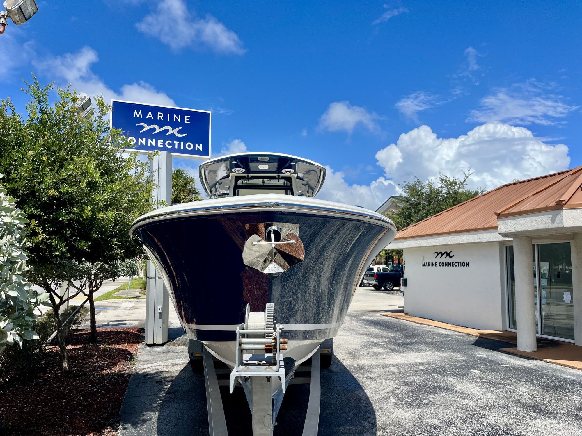 2025 Cobia 320 Center Console - 3