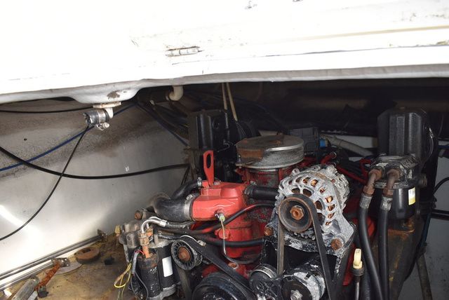 2005 Larson Cabrio 310 - 97